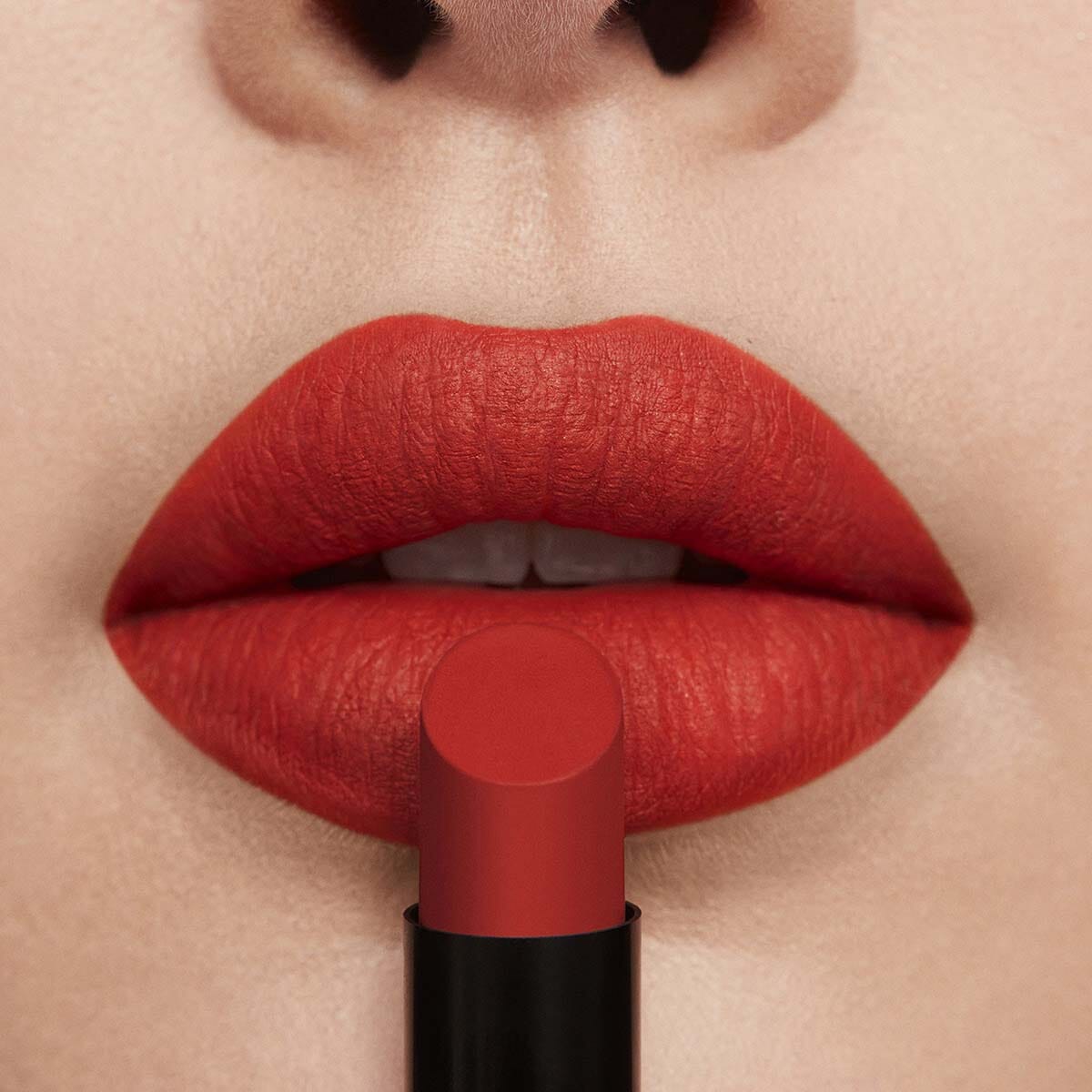Revlon ColorStay Suede Ink Liquid Lipstick - Long Lasting Matte Lipstick, Shade 014 Spit Fire, Vegan & Cruelty Free - Perfect for Date Night, Parties & Everyday Wear