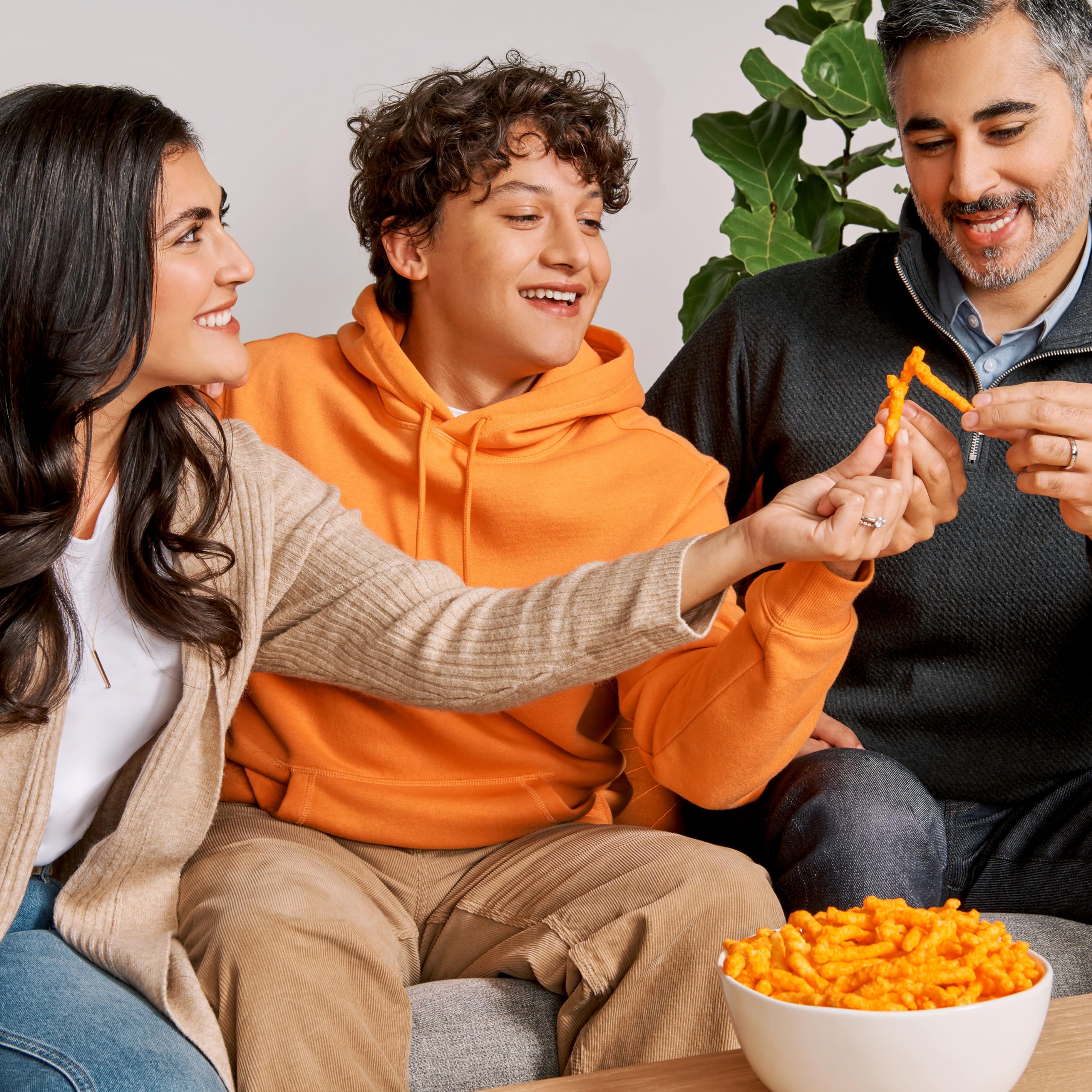 Crunchy Cheetos Cheese Flavored Snacks - Cheddar Jalapeno, 1oz (Pack of 40) | Spicy & Cheesy Party Snacks for Game Nights, Movie Time & Office Breaks