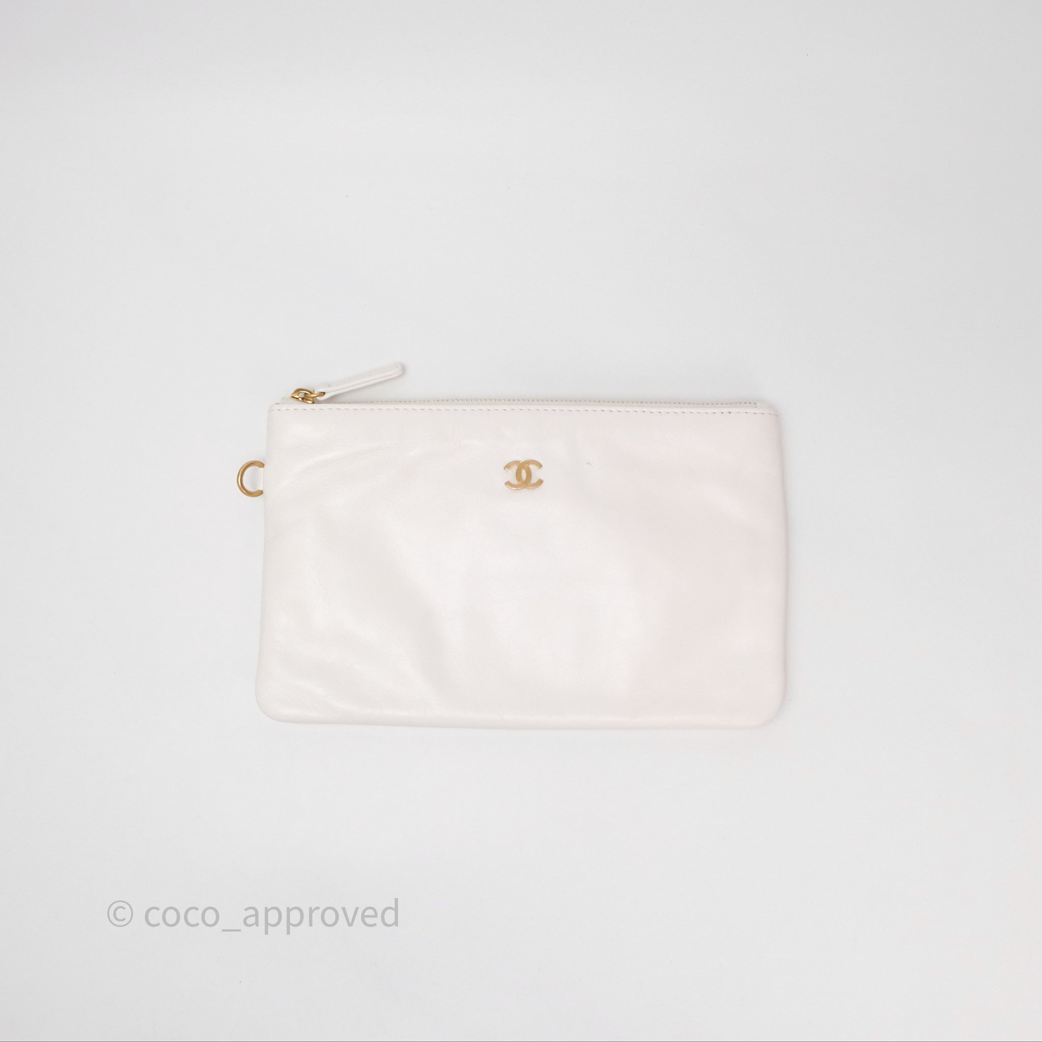 Chanel 22 Small White Shiny Calfskin Bag with Aged Gold Hardware - Luxury Crossbody Purse for Women, Perfect for Date Night & Special Occasions