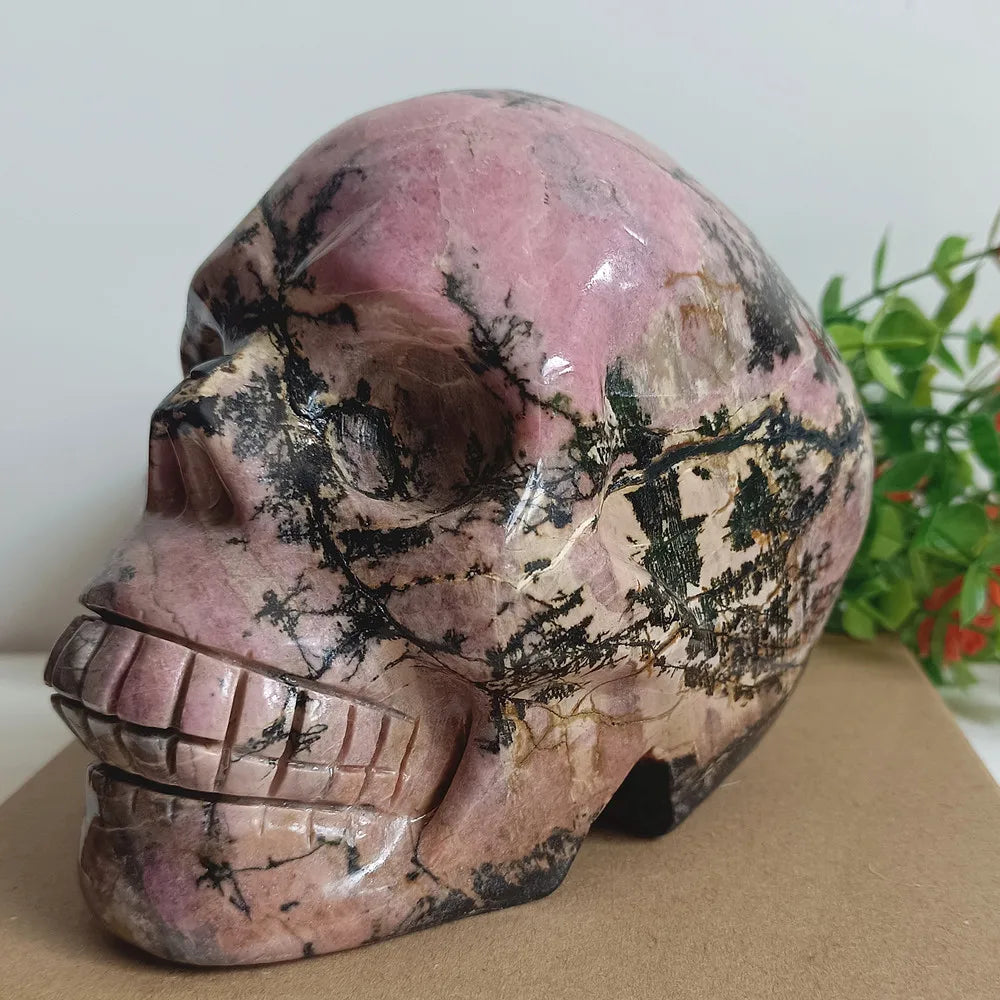 Hand Carved Natural Crystal Skull for Reiki Healing & Meditation - Spiritual Decor, Energy Cleansing, and Chakra Balancing