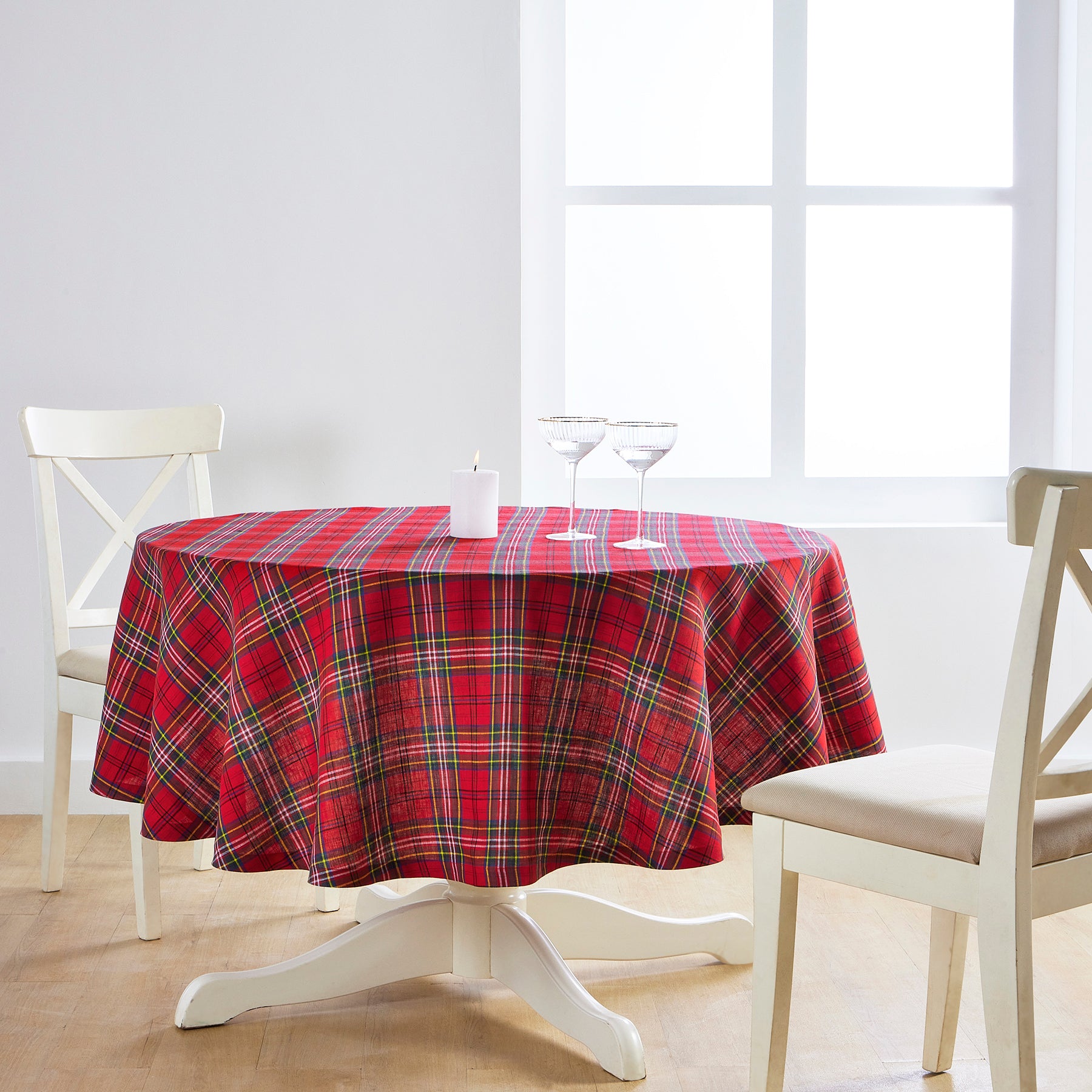 Classic Tartan Plaid Round Tablecloth - 60 Inch Holiday Dining Decor for Christmas, Thanksgiving & Parties - Waterproof & Wrinkle-Resistant Polyester Fabric