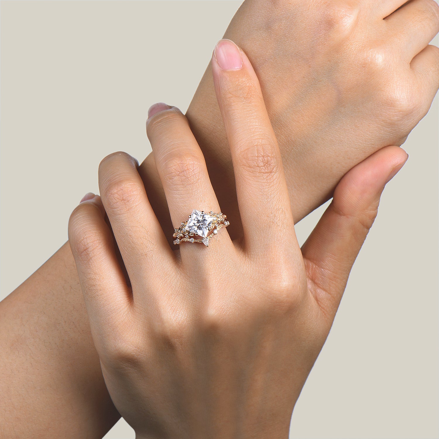 Princess Cut Moissanite Flower Engagement Ring - Nature Inspired Leaf Design Bridal Set for Wedding, Proposal & Anniversary Gifts