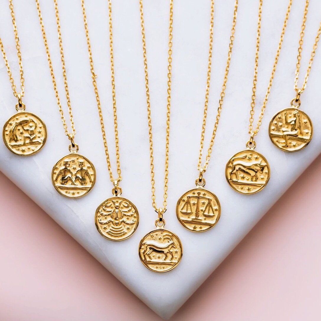 Personalized Zodiac Sign Engravable Coin Necklace - Custom Horoscope Pendant for Women & Men - Perfect for Birthdays, Anniversaries & Spiritual Gifts