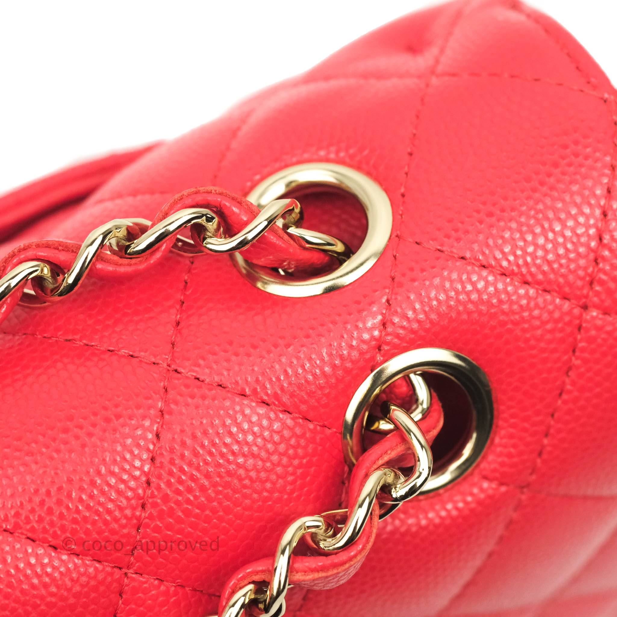 Chanel Classic M/L Medium Double Flap Bag in Chilli Red Caviar Leather with Gold Hardware 19C - Luxury Designer Handbag for Women, Perfect for Parties, Dating & Special Occasions
