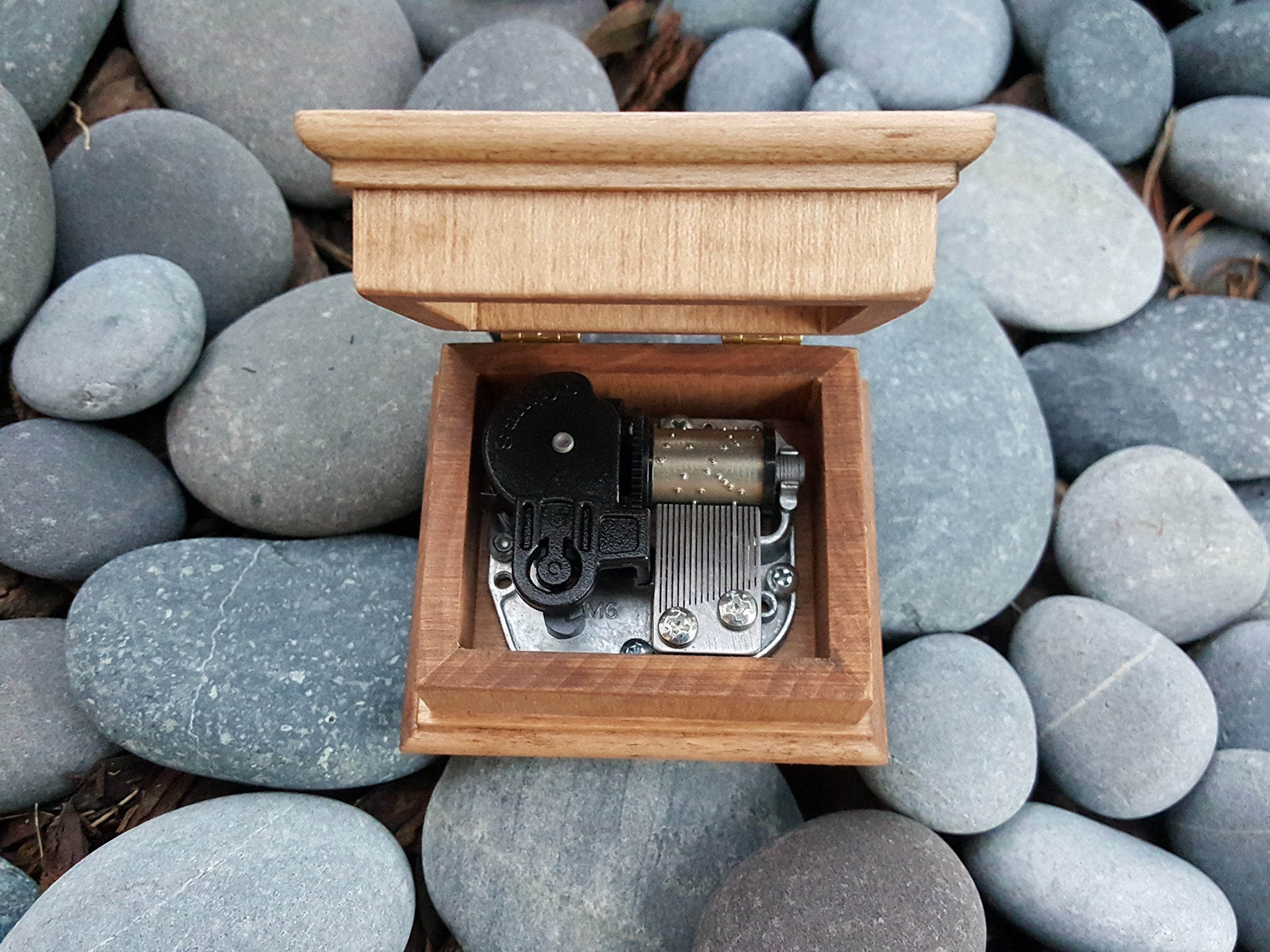 Custom Handmade Music Box - Personalized Gift for Mom, Mother of the Groom & Wedding Favors | SimplyCoolGifts | Perfect for Birthdays, Anniversaries & Special Occasions