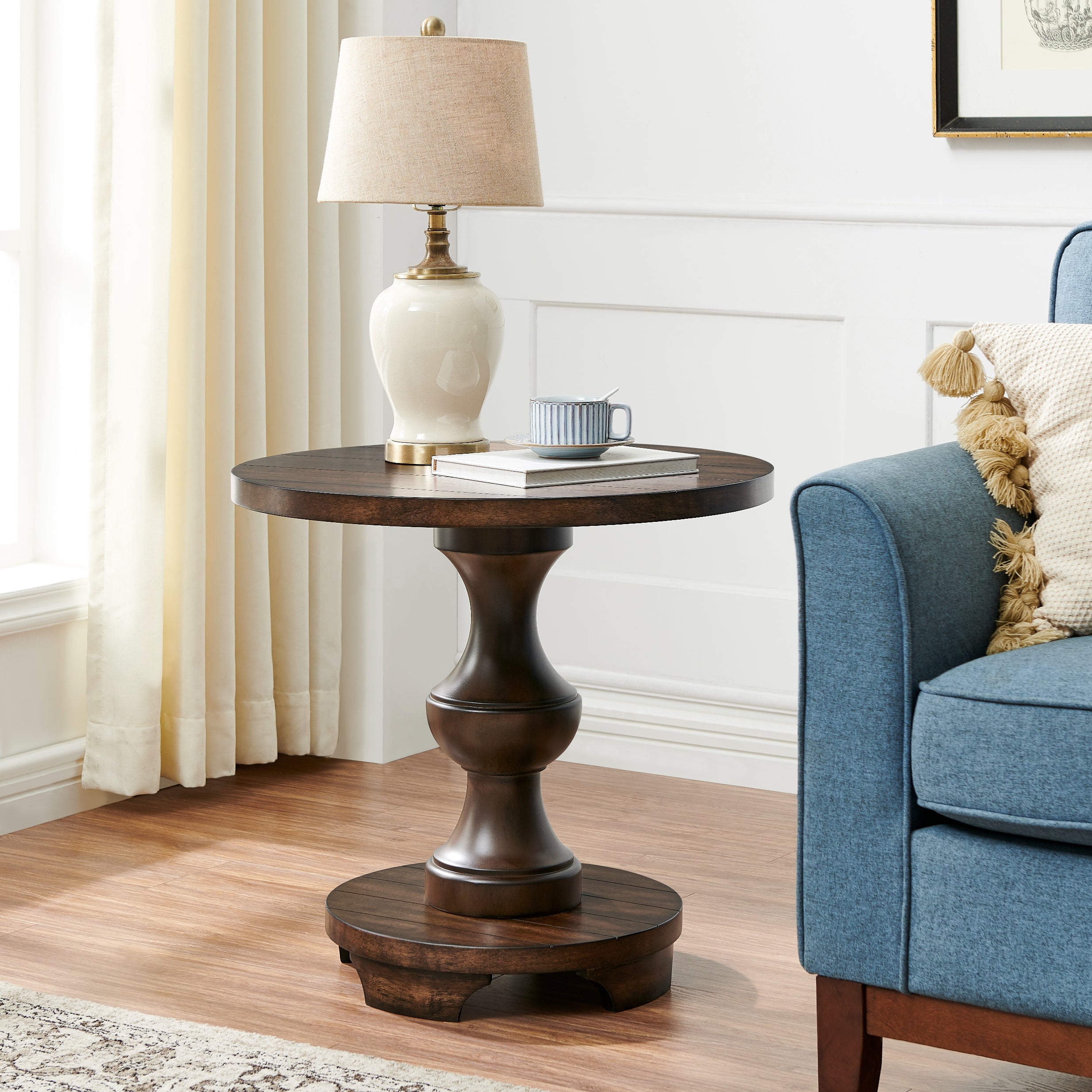 Roundhill Furniture Caesar Traditional Round Pedestal End Table - Classic Wood Side Table for Living Room, Bedroom & Office - Perfect for Coffee, Lamps & Decor