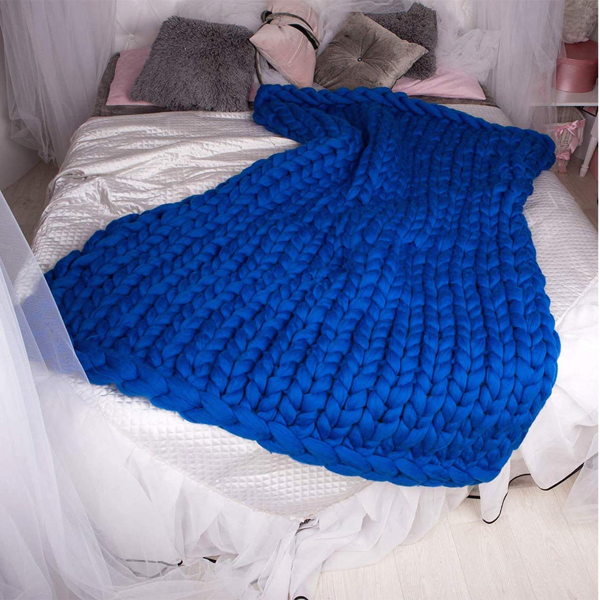Chunky Giant Knit Throw Blanket - Handmade Bulky Knitting Yarn for Bedroom Decor, Super Large 120x180cm - Cozy Sofa Blanket, Pet Bed Cover, Yoga Mat & Home Decor Accessory in Blue