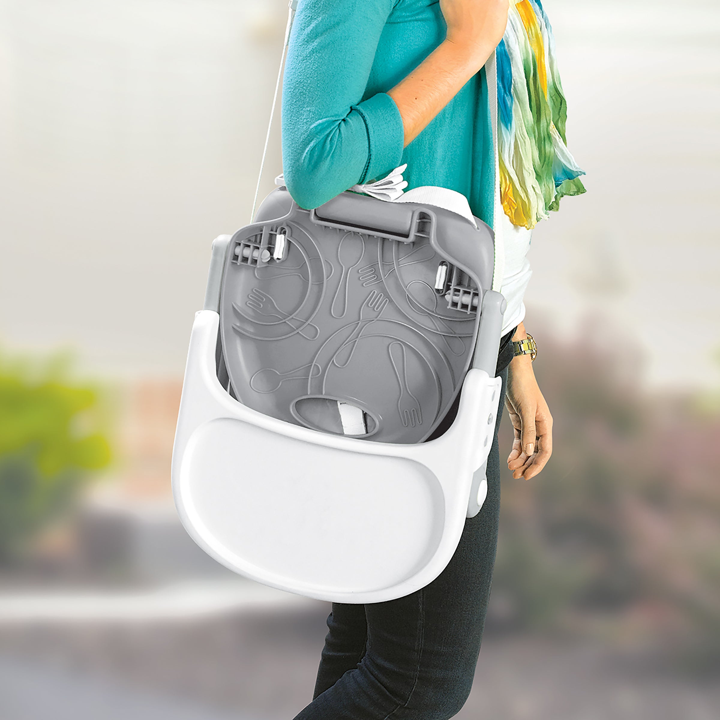 Chicco Pocket Snack Portable Booster Seat for Toddlers - Lightweight Travel High Chair for Babies & Kids - Perfect for Restaurants, Road Trips & Outdoor Dining