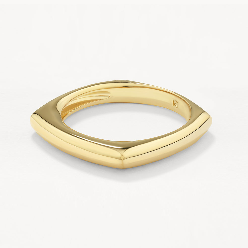 Gold Square Edge Ring for Women - Minimalist Geometric Jewelry for Everyday Wear & Special Occasions