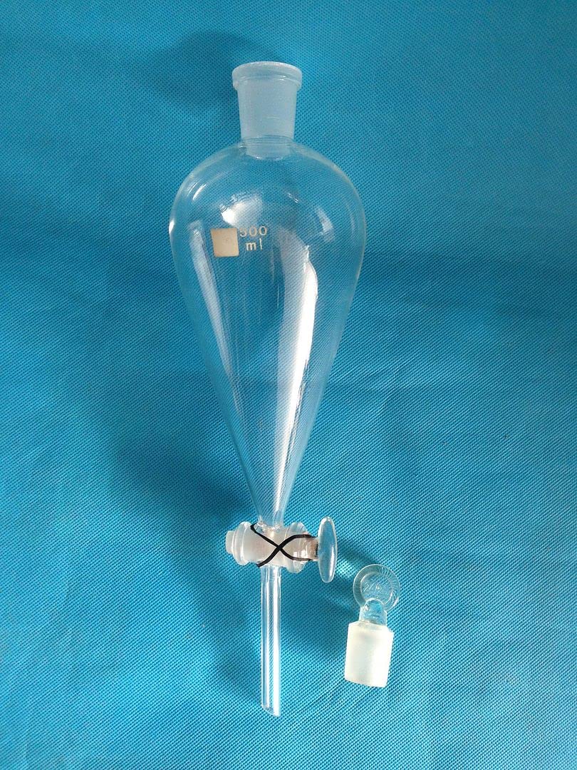 500ml Glass Conical Separatory Funnel with Glass Stopcock - Lab Equipment for Essential Oil Extraction, Chemistry Experiments & Liquid Separation