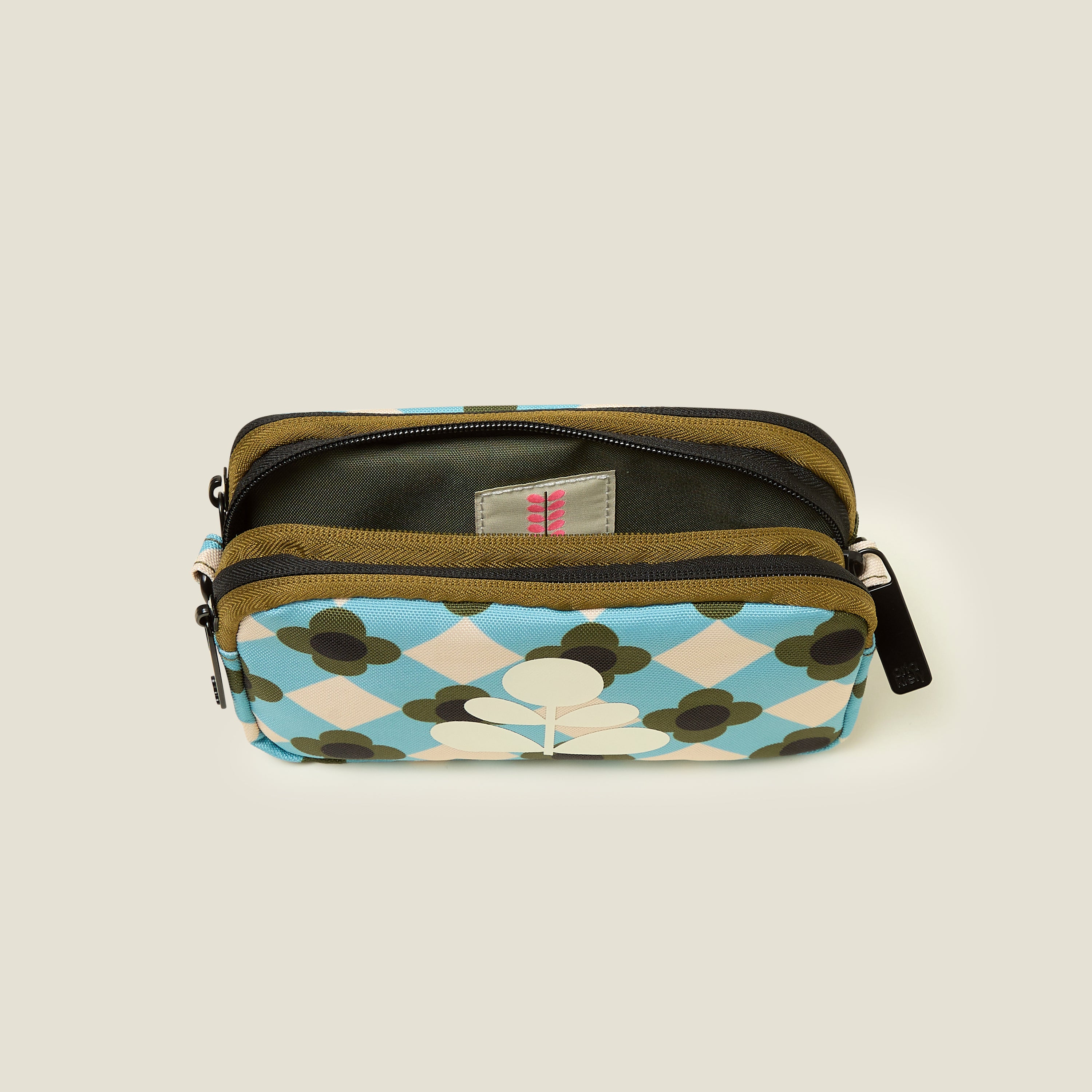 Stylish Crossbody Bag with Floral Check Pattern - Perfect for Travel, Shopping & Everyday Use