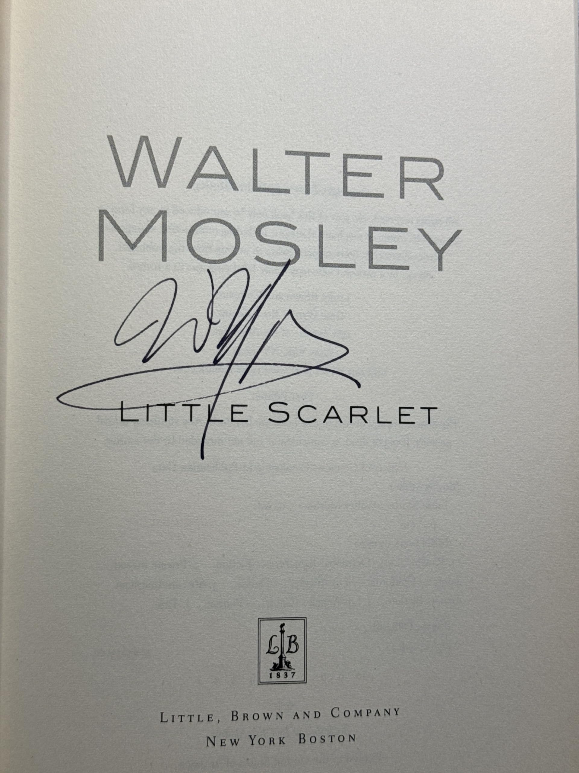 Little Scarlet: An Easy Rawlins Mystery Novel - Crime Thriller Book for Mystery Lovers & Detective Fiction Fans - Perfect for Reading at Home, Travel, or Book Clubs