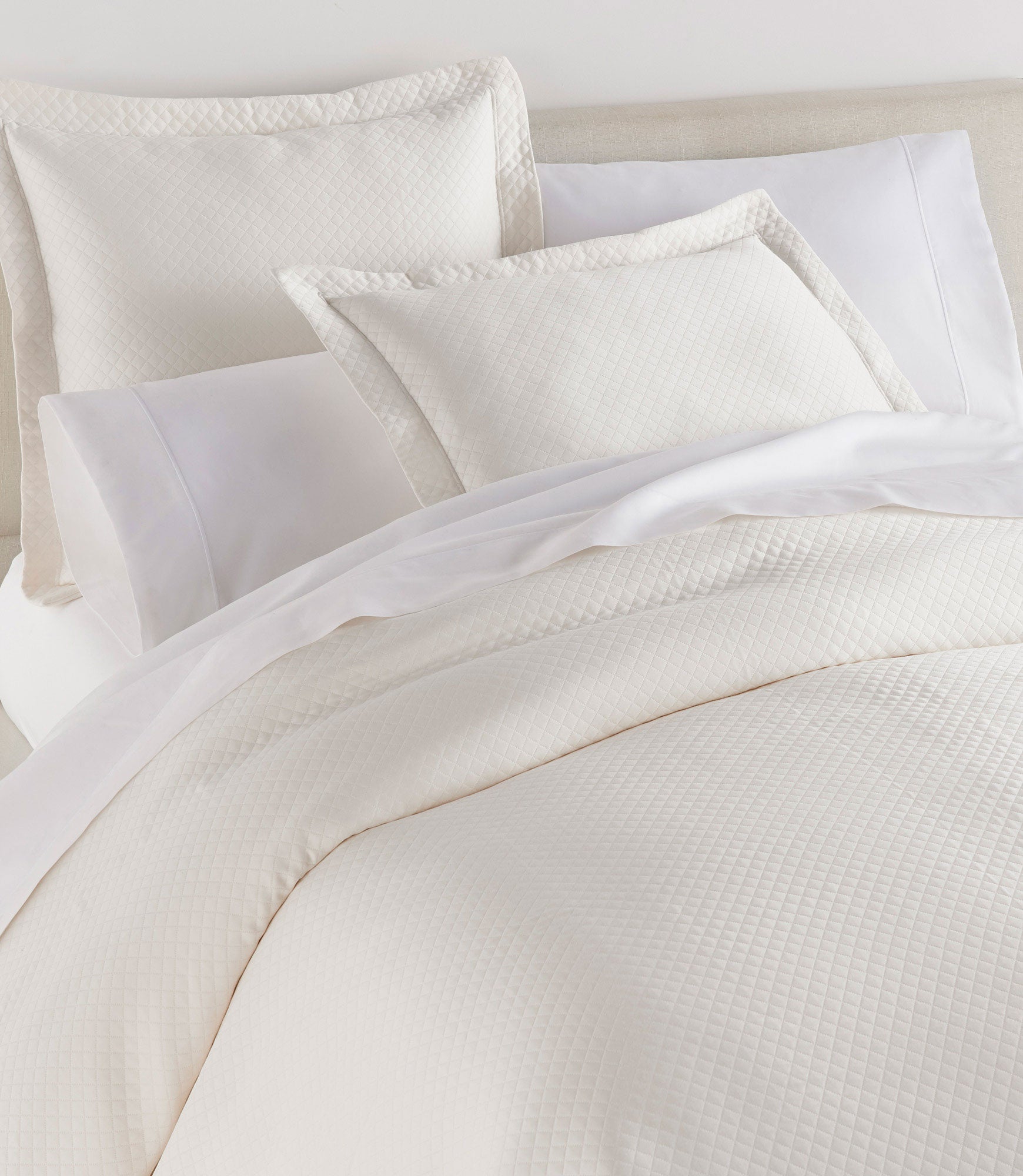 Oxford Matelassé Sham - Luxury Quilted Pillow Cover for Bedroom Decor, Home Textile, and Hotel Use - Elegant & Durable Cotton Fabric for a Cozy and Stylish Bedding Upgrade