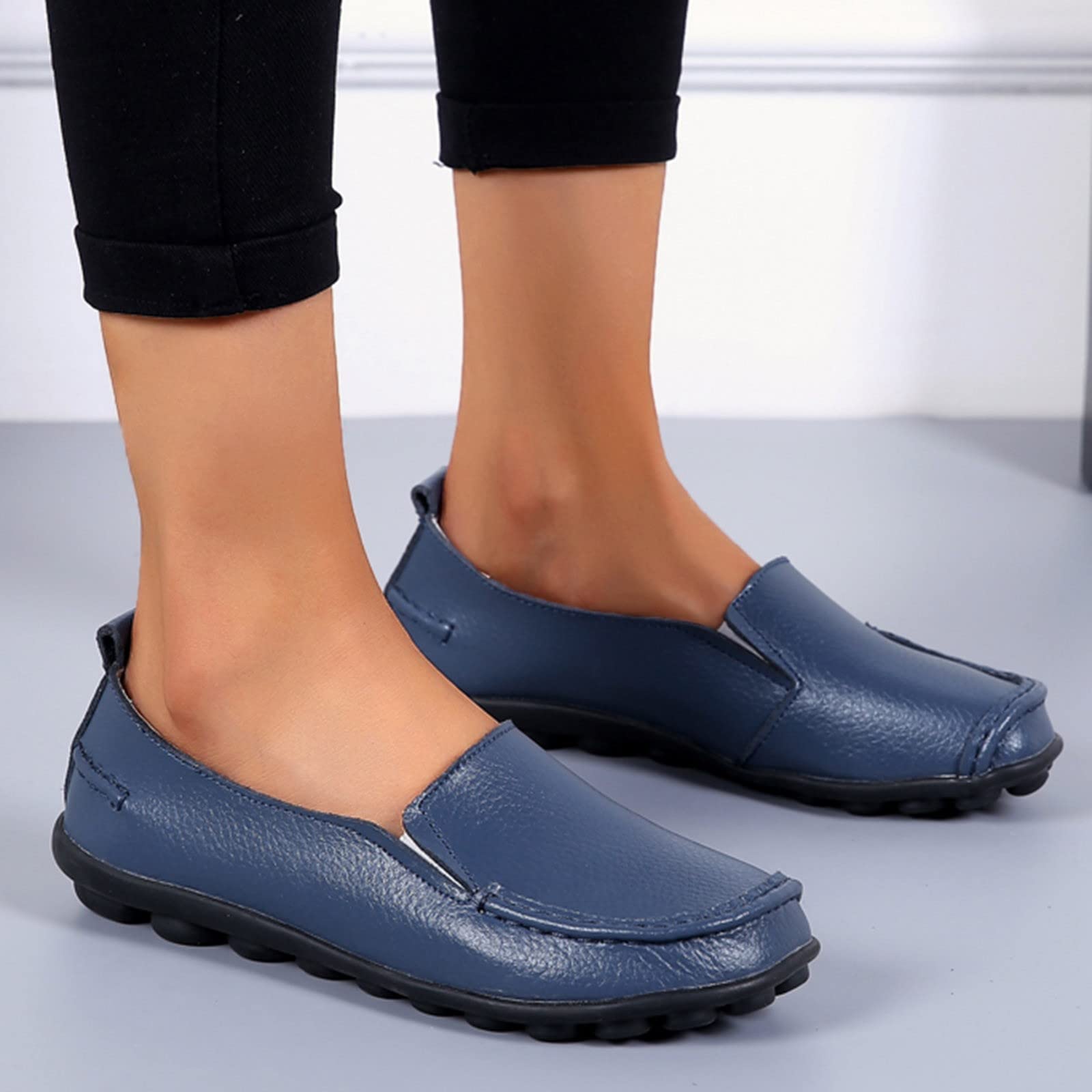 Stylish Women's Breathable Lace-Up Sneakers - Comfortable Casual Flats for Everyday Wear | Perfect for Walking, Work & Weekend Outfits