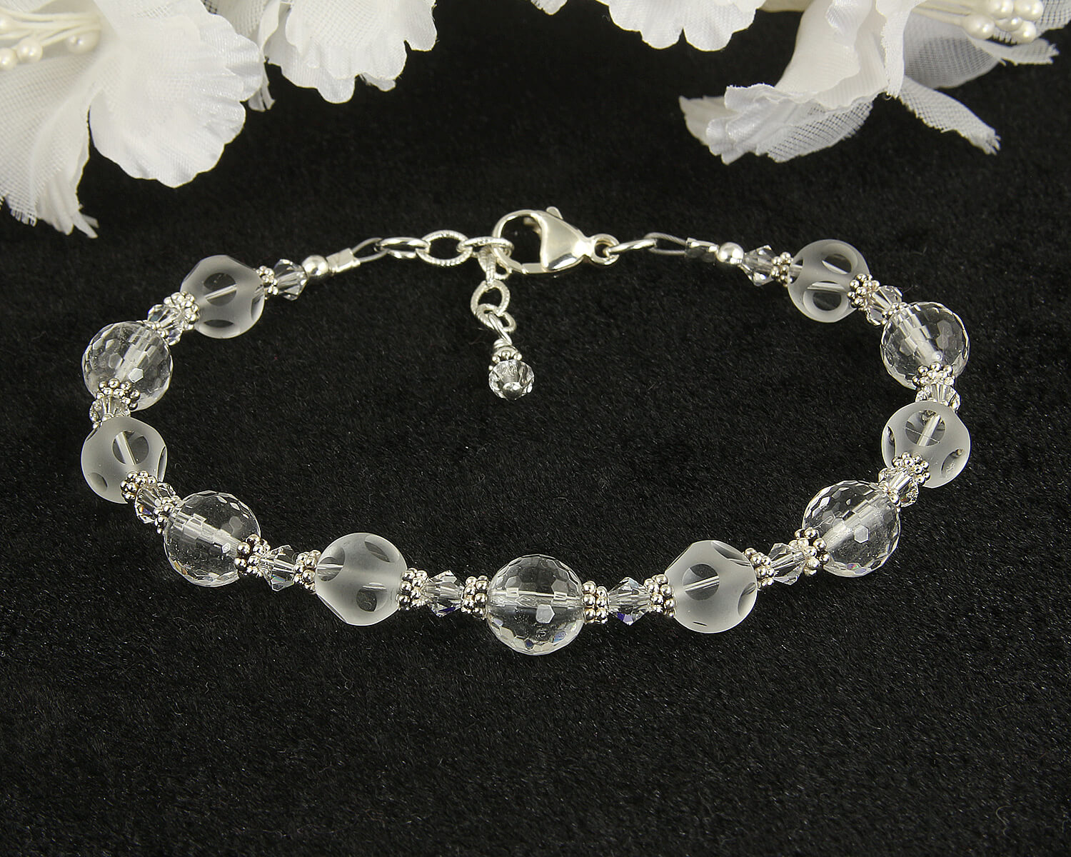 Quartz Gemstone Crystal Beaded Bracelet for Women - Healing Stone Energy Jewelry for Meditation, Yoga & Spiritual Wellness