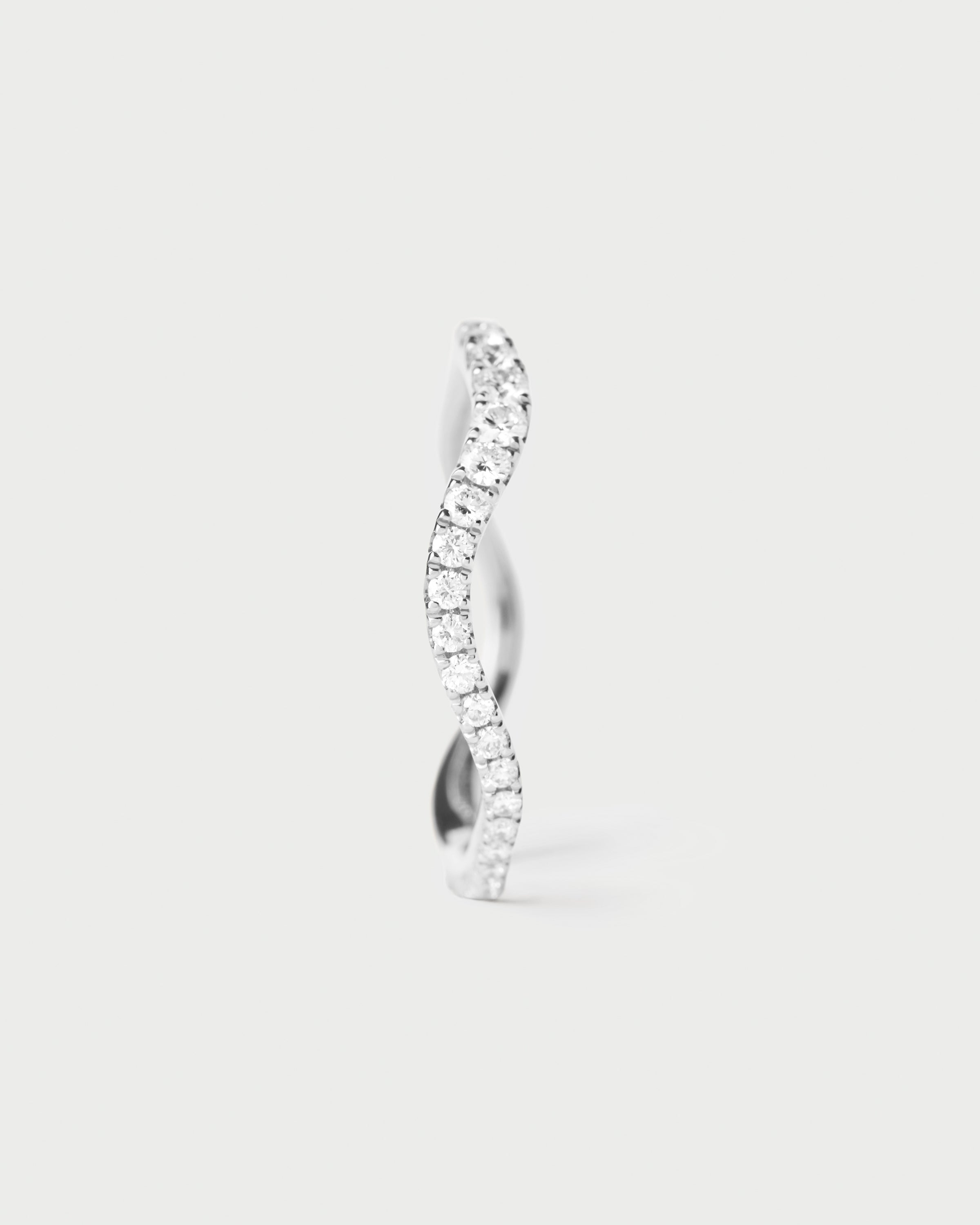 Exquisite Diamond and White Gold Flow Ring for Women | Elegant Wedding, Engagement, Anniversary Gift | Perfect for Special Occasions & Everyday Luxury