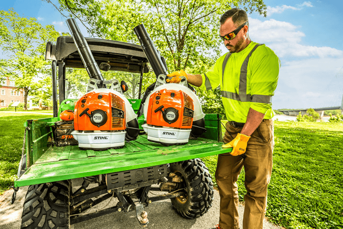 STIHL BR 600 Professional Backpack Leaf Blower - Powerful 75.6cc Gas Engine with Low Emission Technology for Yard Cleanup, Landscaping & Commercial Use
