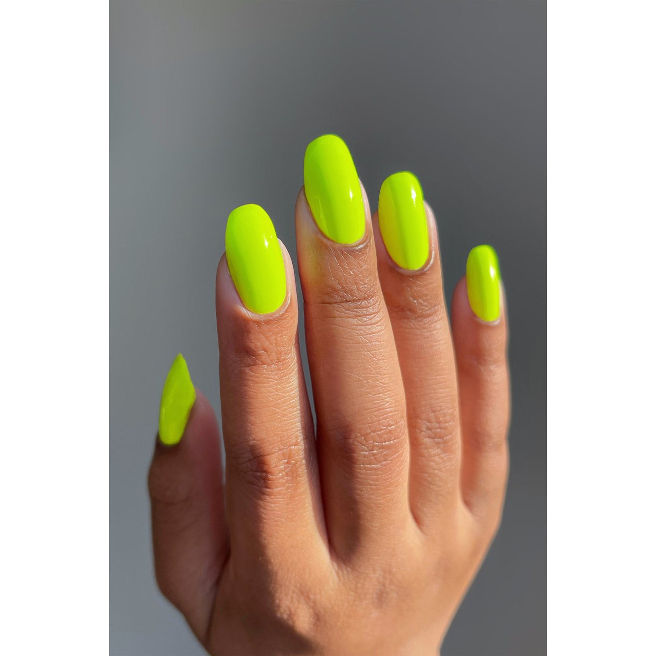 Cirque Colors Electric Daisy Nail Polish - 0.37 oz Long Lasting Vegan & Cruelty Free Nail Lacquer - Perfect for Summer Nails, Manicures & Pedicures