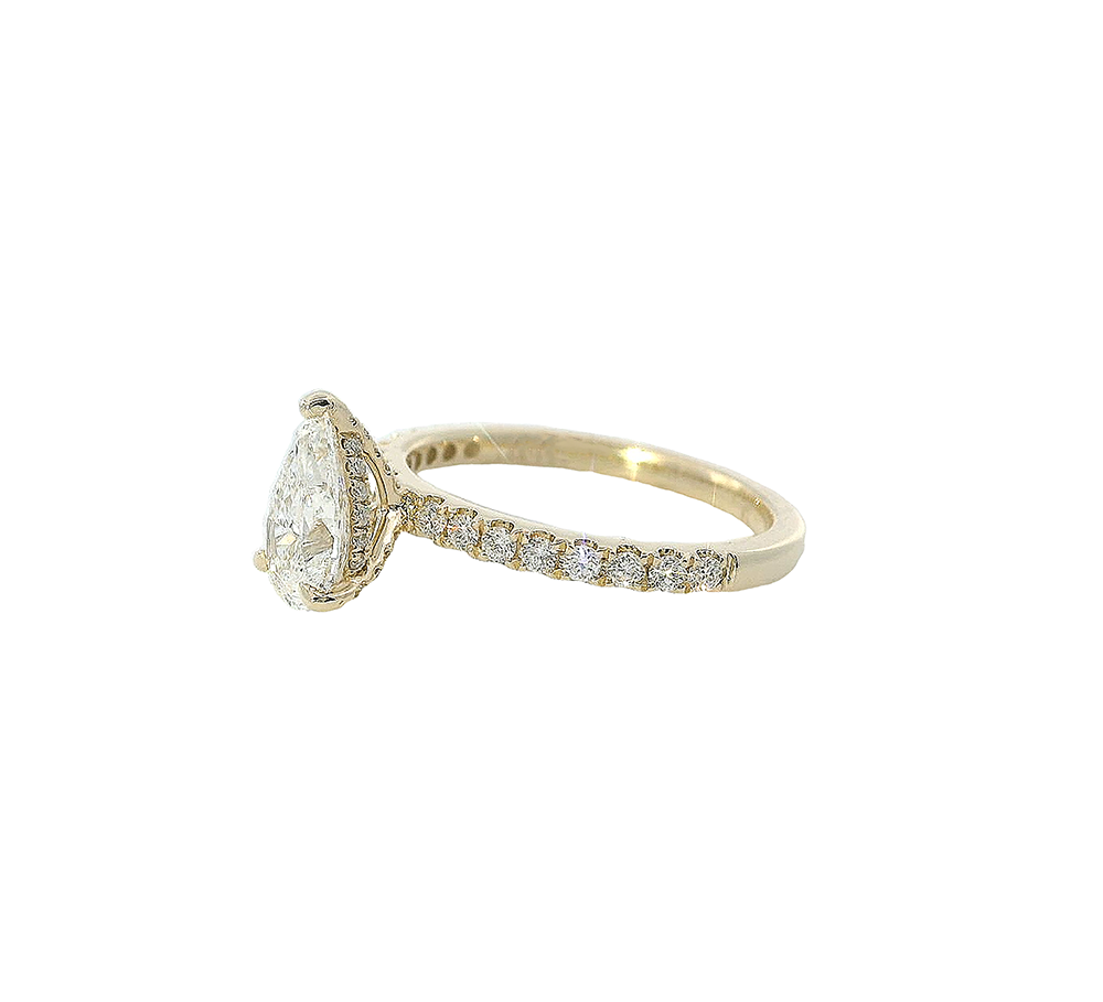 1 Carat Certified Pear Cut Lab Grown Diamond Engagement Ring with 18K Gold Halo & Side Stones - Perfect for Proposals, Weddings & Anniversary Gifts