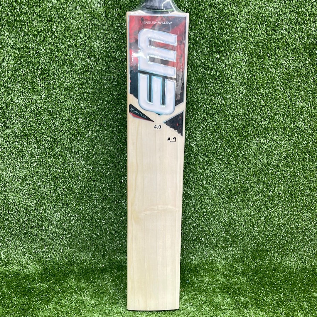 EM Quantum 4.0 English Willow Cricket Bat - Premium Grade Cricket Equipment for Professional Players | Perfect for Matches, Practice & Training Sessions