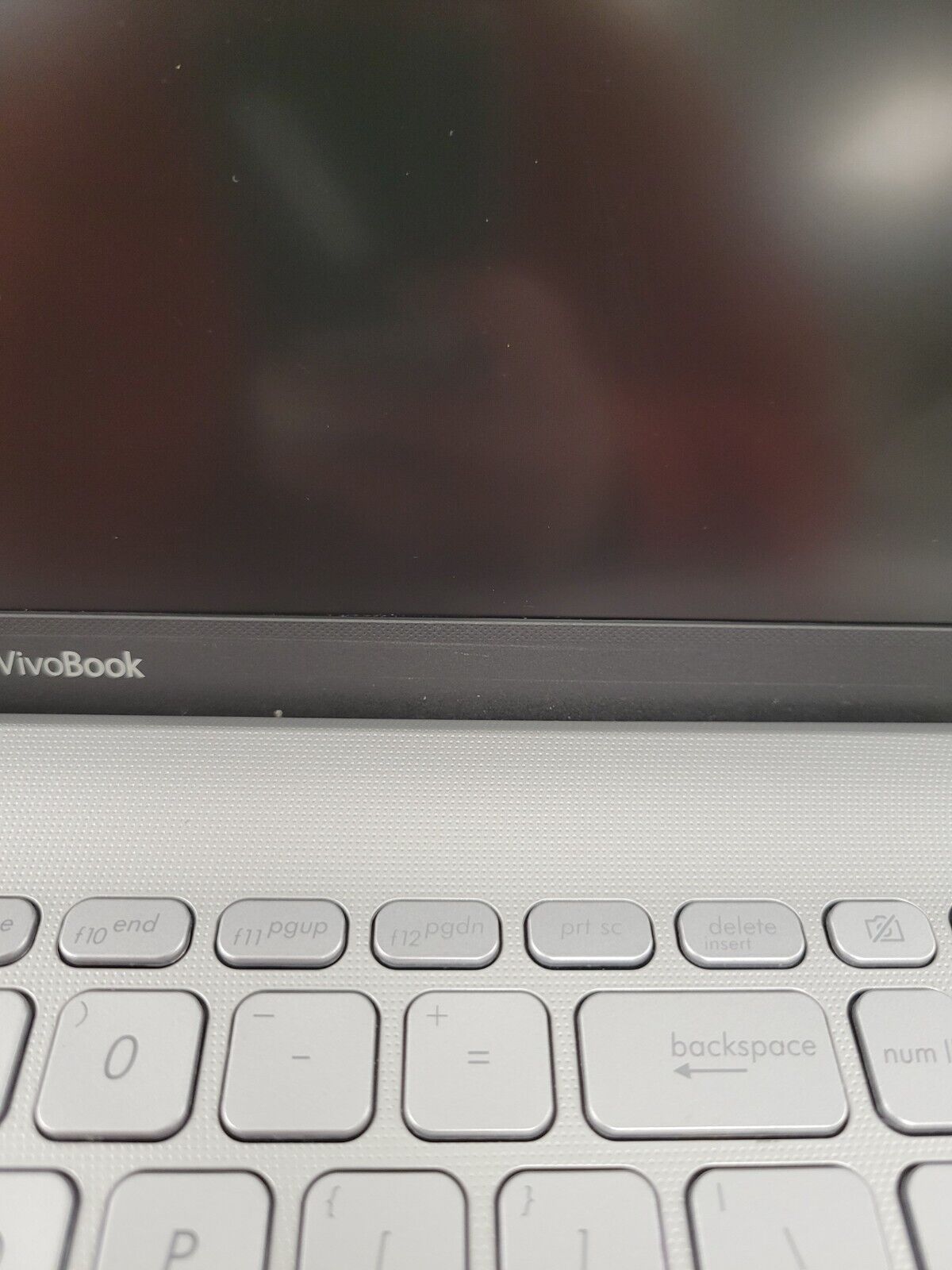 ASUS X7121 Laptop - 15.6