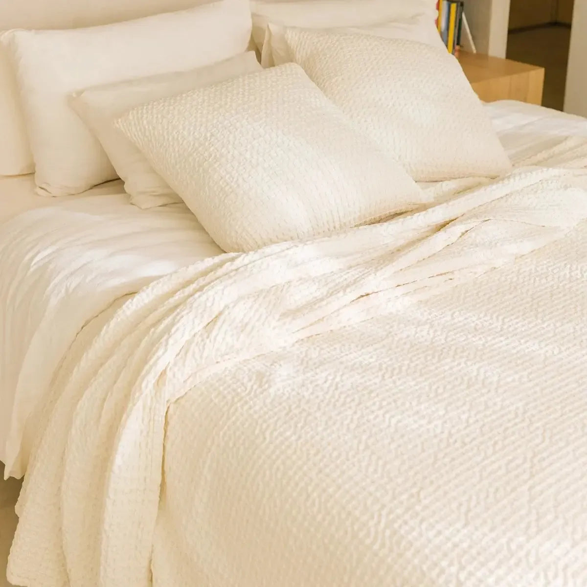 Santa Luzia Waffle Bedspread - Natural Cotton Waffle Weave Blanket for Bed, Sofa & Couch | Lightweight & Breathable Bed Cover for All Seasons | Perfect for Home, Hotel & Airbnb Decor