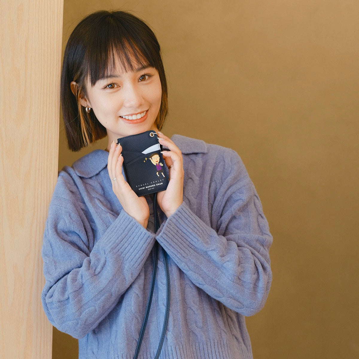 Samuel Ashley x Chibi Maruko Chan Genuine Leather ID Badge Holder - Cute Anime Style for Work, School, Convention & Cosplay Accessories