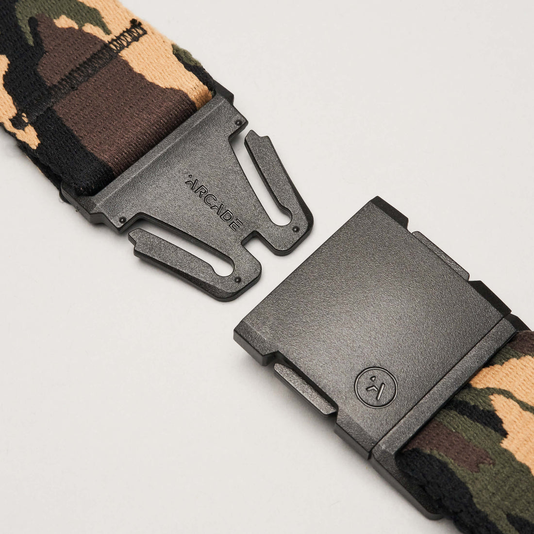 Arcade Terroflage - Premium Camouflage Gear for Outdoor Adventures, Hunting & Tactical Use | Durable & Lightweight Design