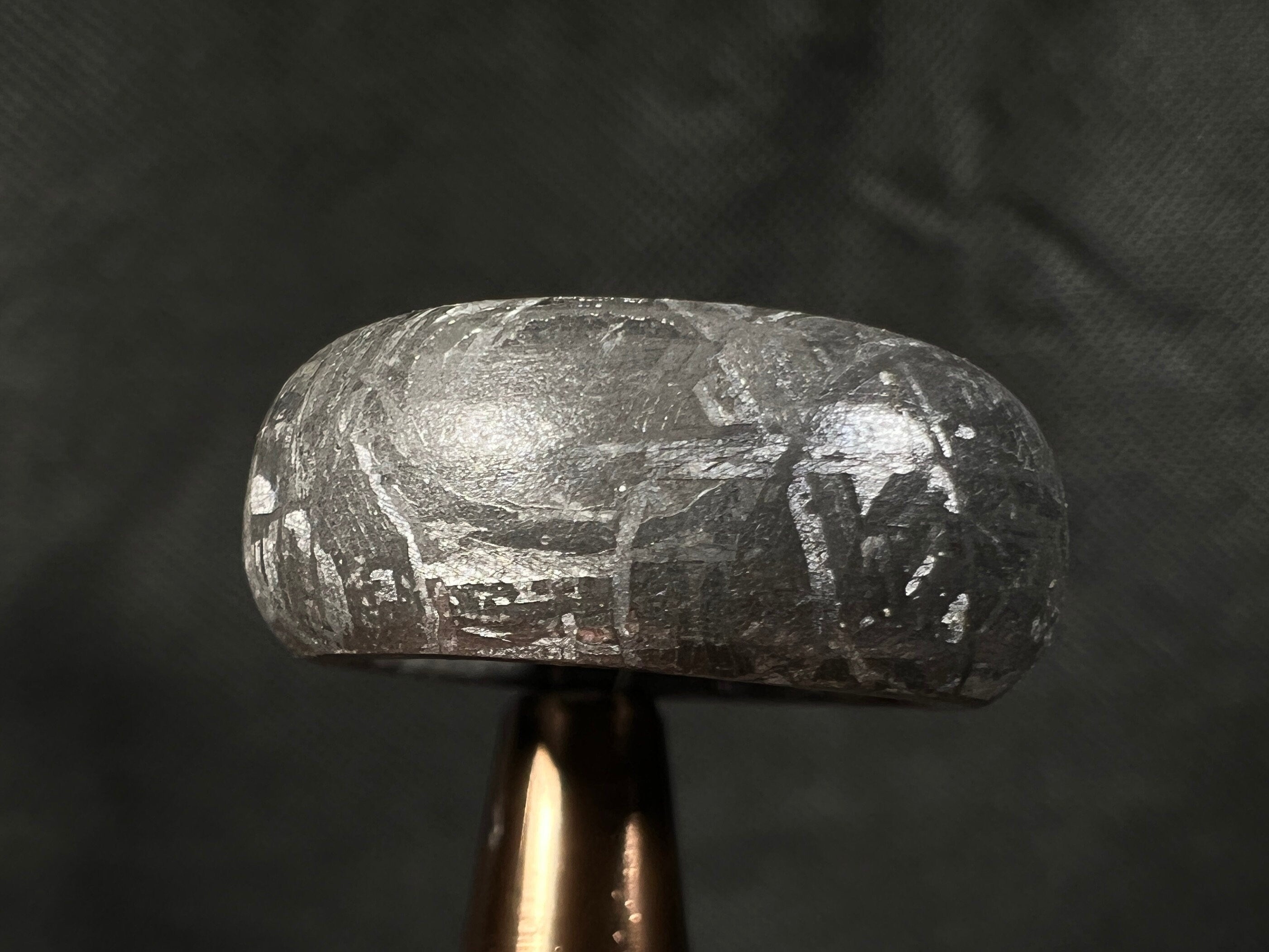 GIBEON Meteorite Ring Size 4.25 - Genuine Meteorite Wedding Band for Men & Women, Space Astronomy Jewelry with Unique Widmanstätten Patterns, Perfect for Engagement, Anniversary & Unique Gifts (B 51292) - Ideal for Astronomy Lovers, Outdoor Enthusiasts & Special Occasions