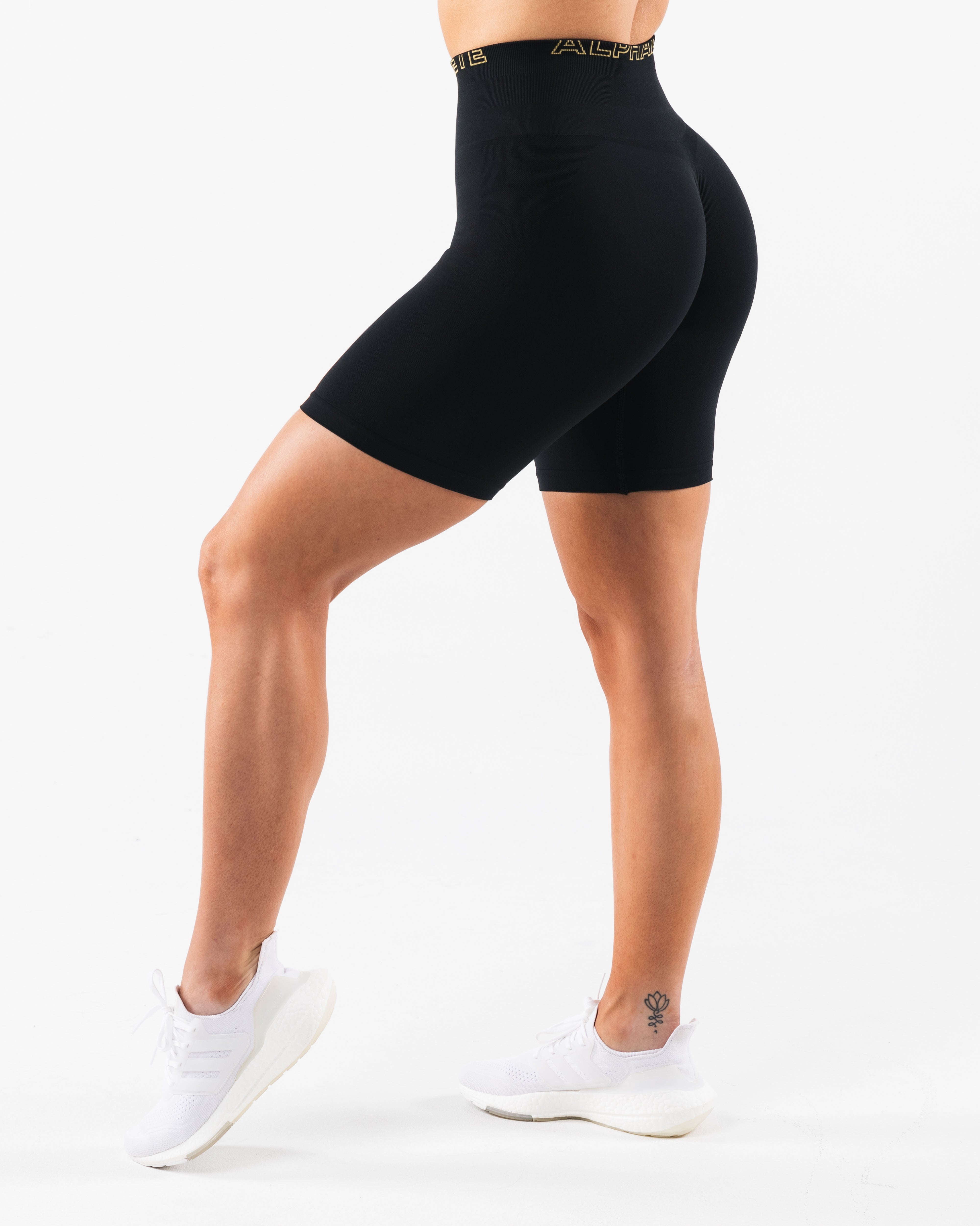 Amplify Gravity Short 7