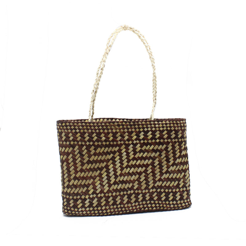 Handwoven Kete Whakairo Natural Brown Basket by Bronwynn Billens - Perfect for Home Decor, Picnics & Cultural Gift Giving