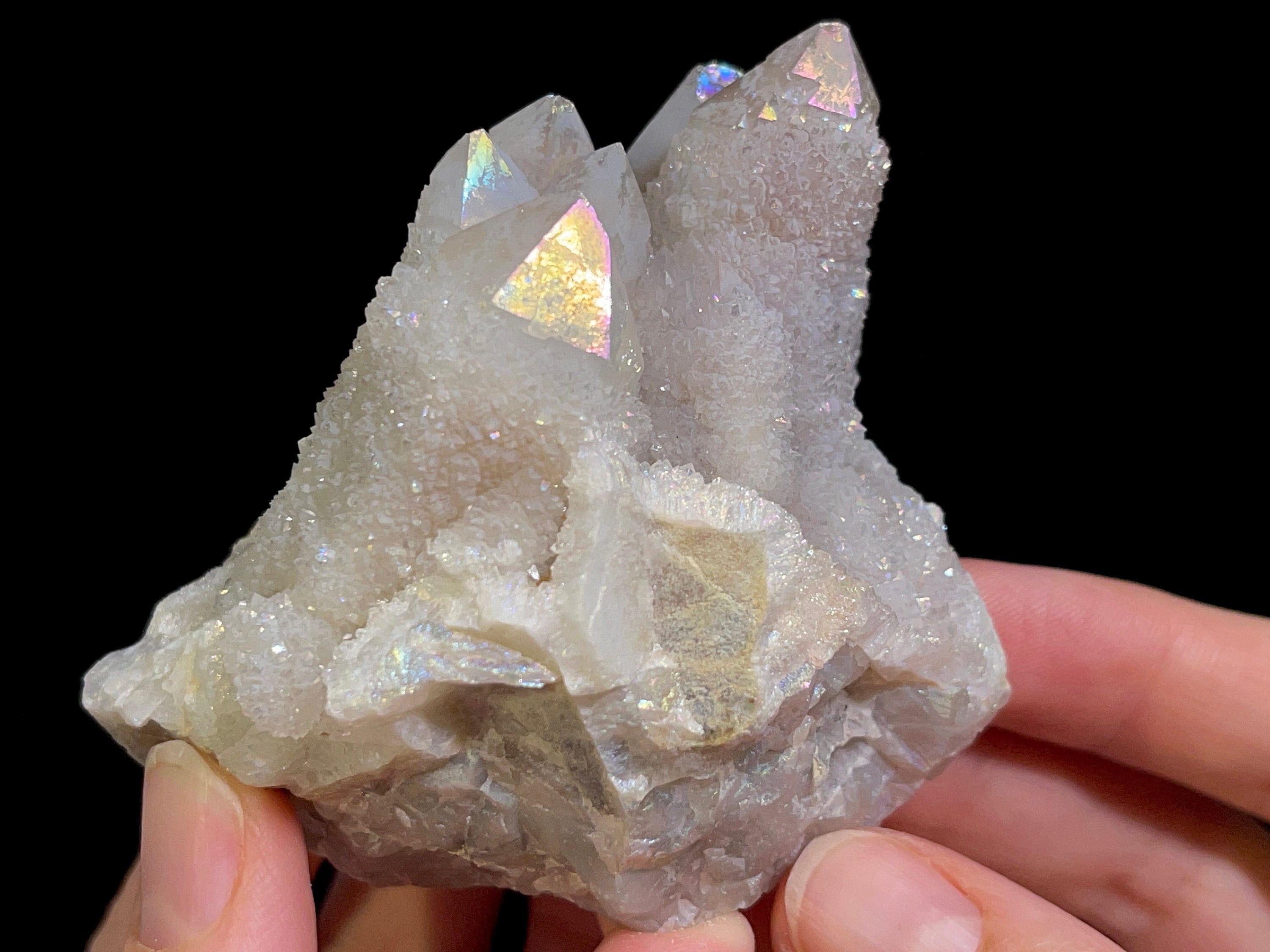 AURA QUARTZ Angel White Rainbow Quartz Crystal Cluster - Spirit Quartz for Healing & Meditation - Boho Home Decor & Spiritual Gift - Perfect for Reiki, Feng Shui & Crystal Grids