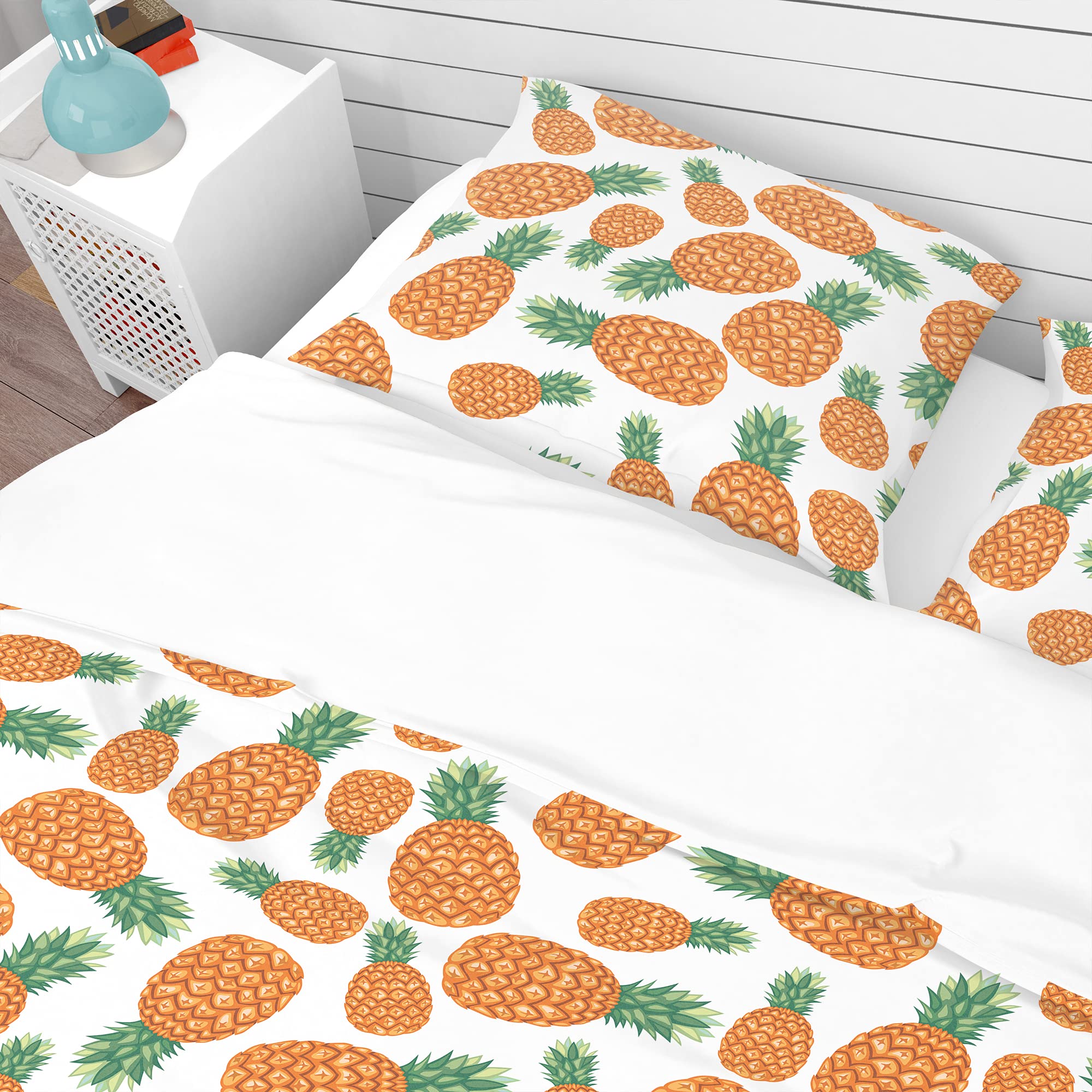 DesignQ Pineapple Fruit Pattern Tropical Duvet Cover Set - King Size Bedding with Pillowcases - Vibrant Summer Home Decor for Beach House & Boho Bedroom