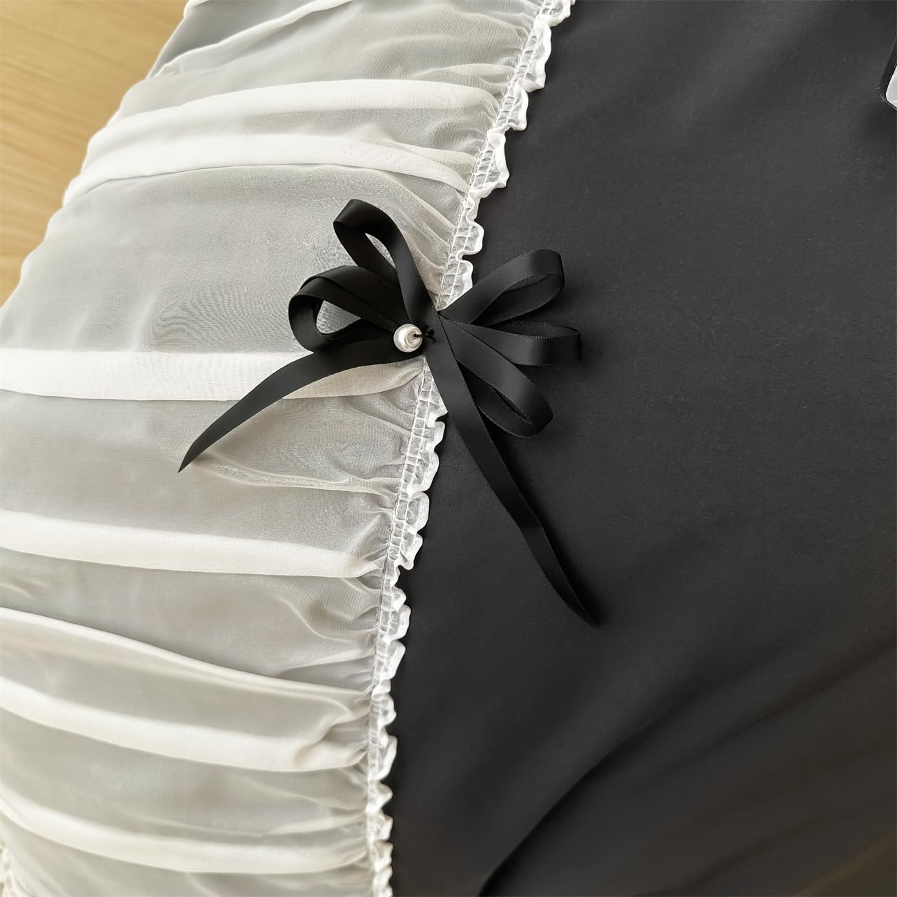 IHOUSTRIY Queen Size Duvet Cover Set for Girls - 3 Piece Ruffled Bedding with Bowtie Design, Zipper Closure & Matching Pillowcase (Black) | Perfect for Teen Girls' Bedrooms, Dorm Rooms & Gift Giving