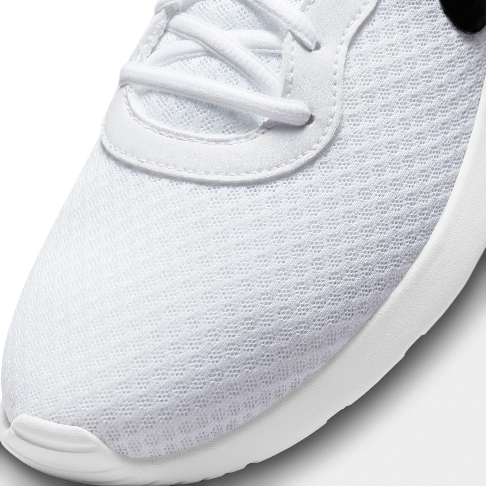 Nike Women's Tanjun Running Shoes - Lightweight Comfortable Athletic Sneakers for Jogging, Gym Workouts & Everyday Wear