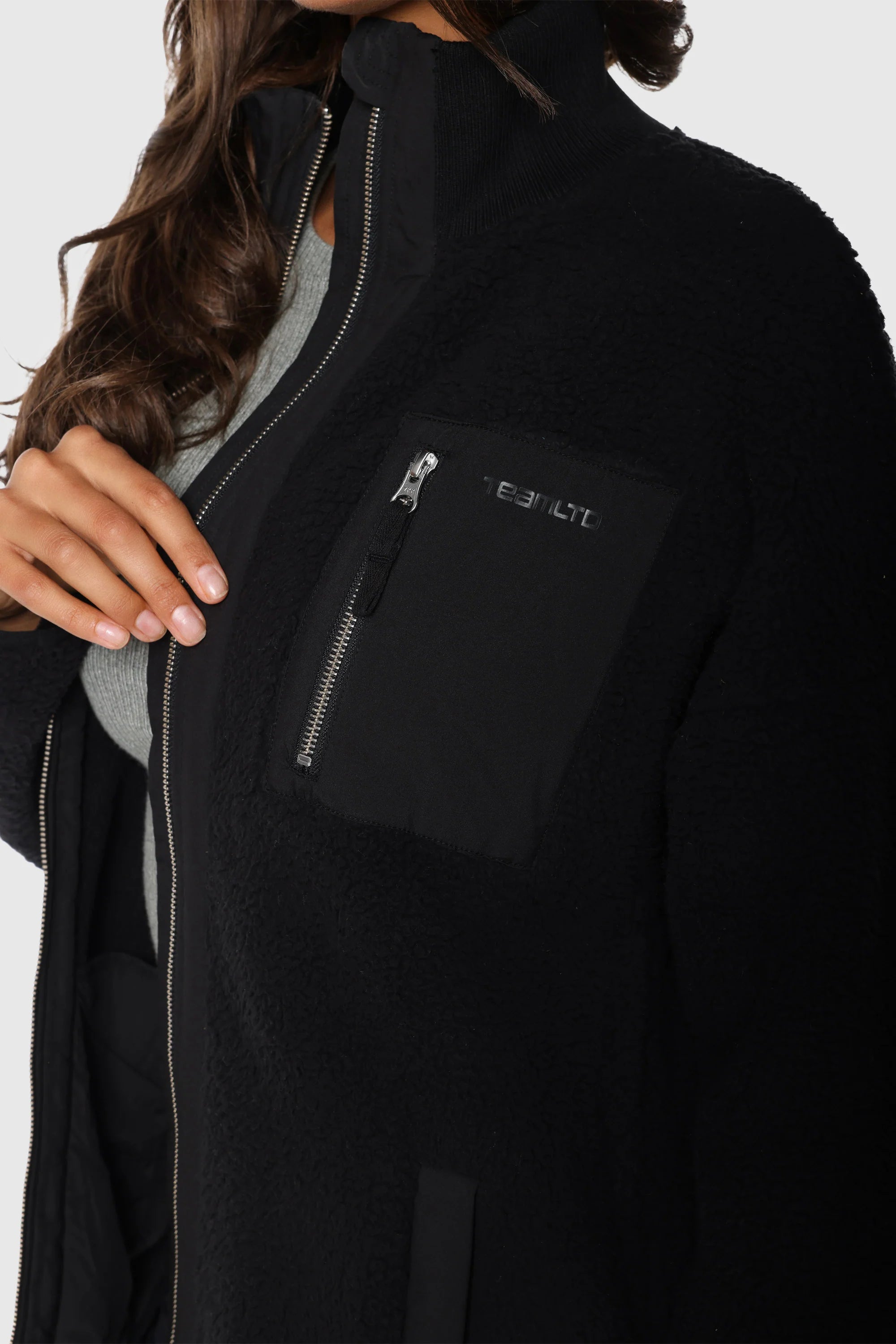 Stylish Teddy Zip Jacket for Women - Soft & Cozy Fleece Outerwear - Perfect for Casual Outfits & Winter Layering