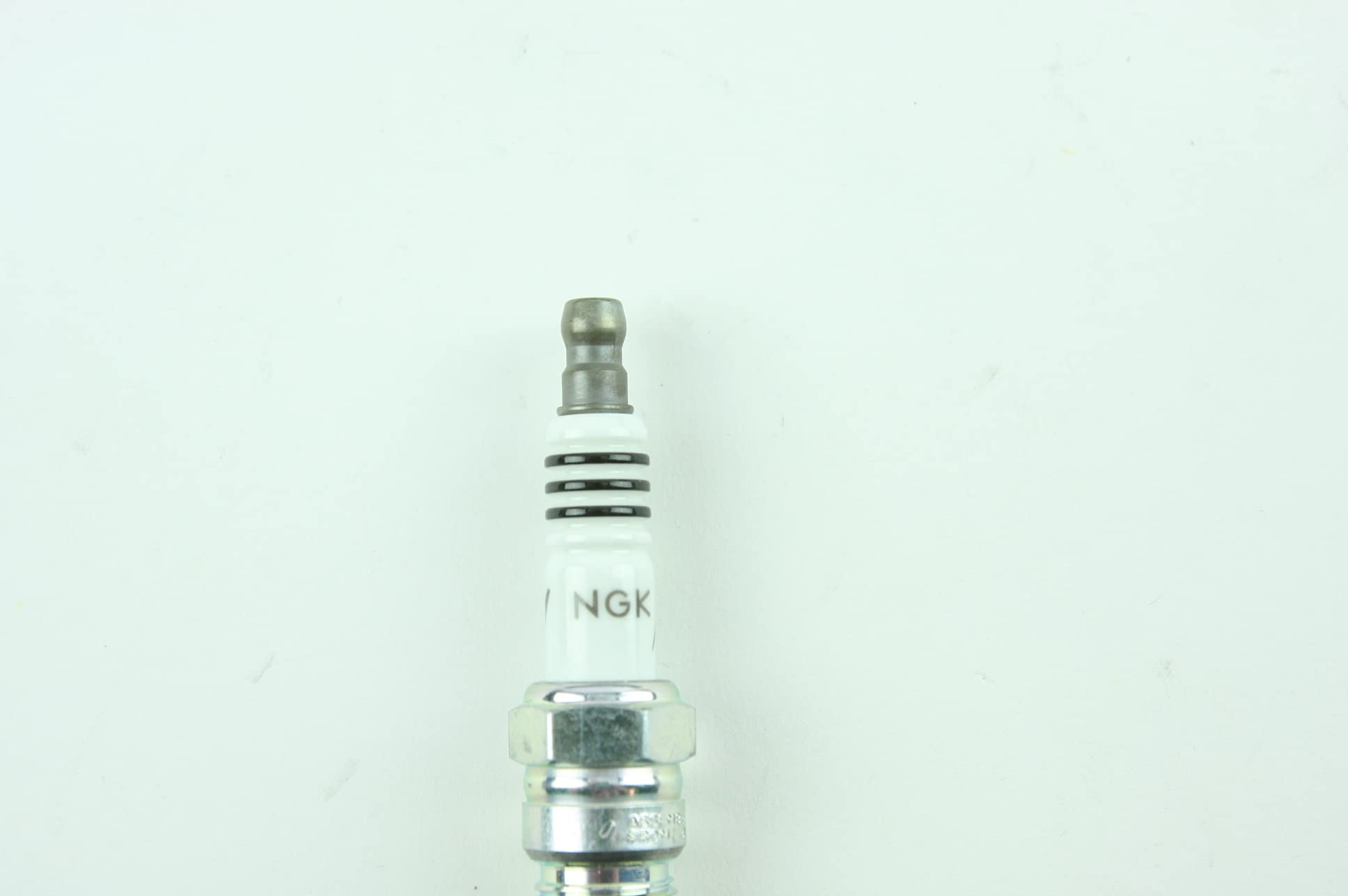 NGK TR5IX Iridium Spark Plug (7397) - 8 Pack | High Performance Spark Plugs for Cars, Trucks & Motorcycles | Improves Fuel Efficiency & Engine Power