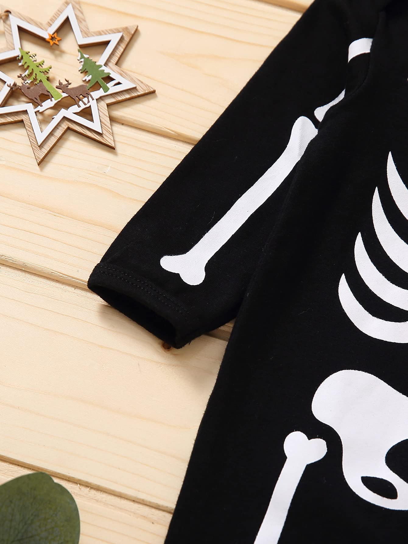 Baby Halloween Costume - Skeleton Romper Jumpsuit with Hat for Newborn Boys & Girls | Cute Skull Outfit for Halloween Parties & Photo Shoots