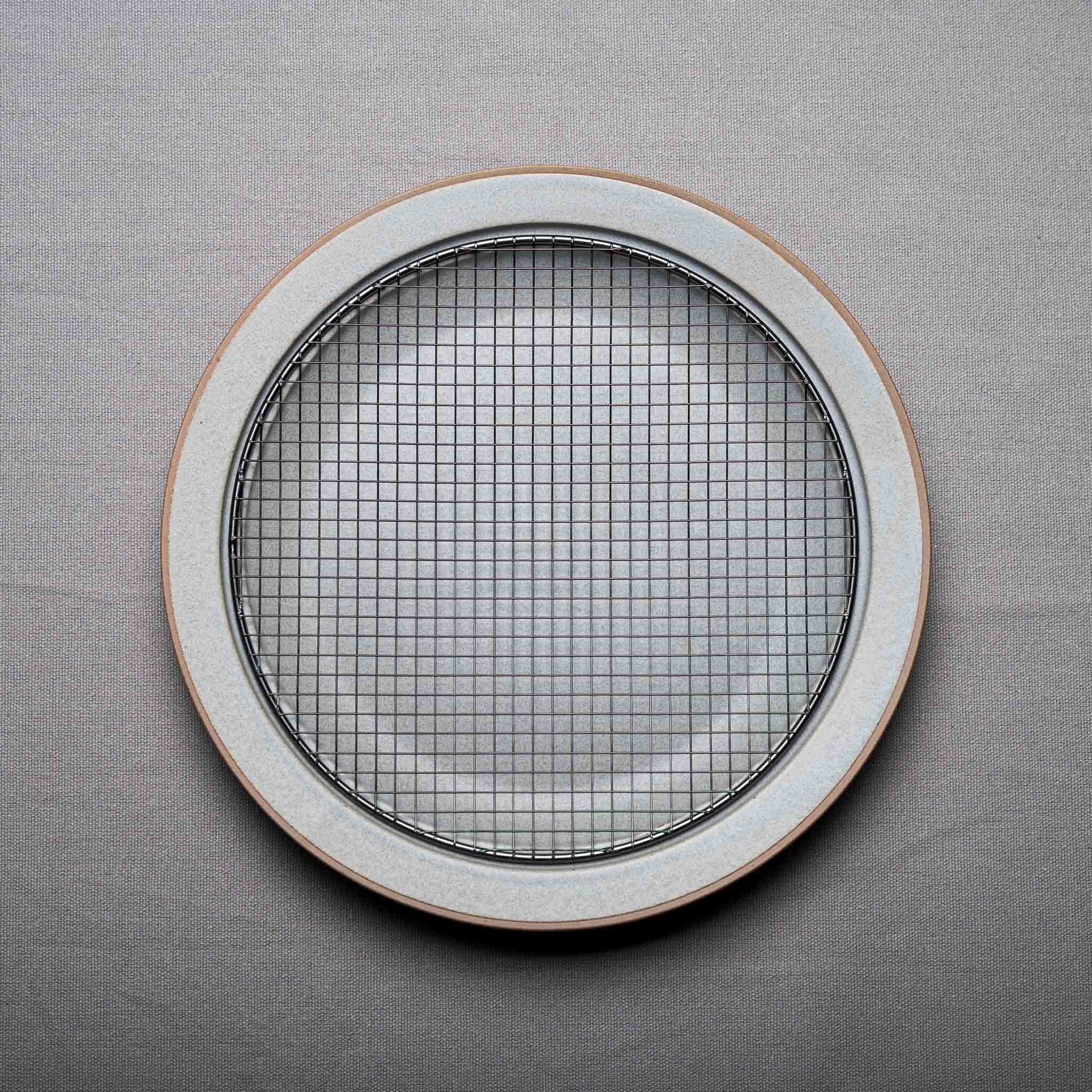 KIKIME Anime Series 25cm Full Black Net Tonkatsu Plate - Perfect for Japanese Cuisine, Anime Themed Parties & Home Decor