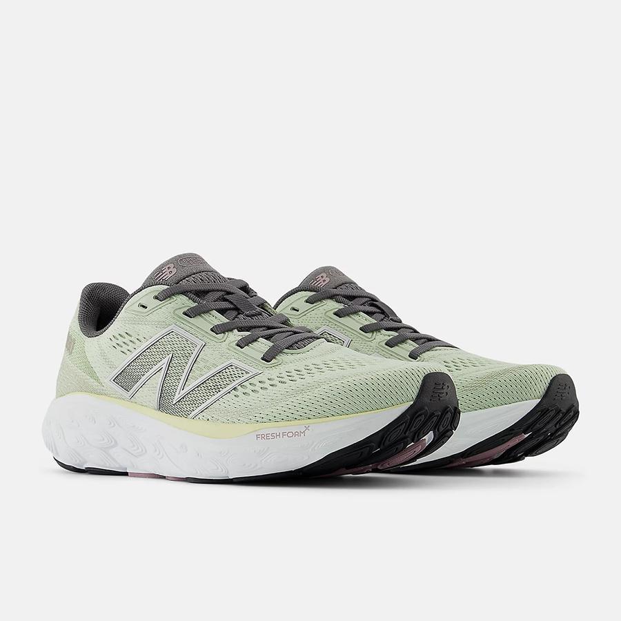 New Balance Women's 880 V13 Running Shoes - Lightweight Cushioned Sneakers for Jogging, Gym Workouts & Daily Walking