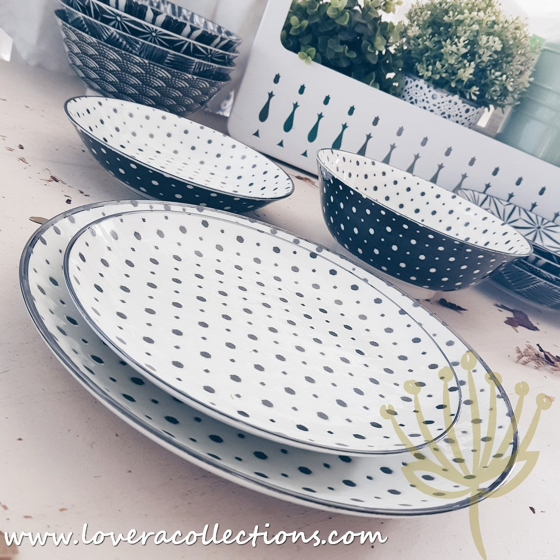 Awasaka Black & White Modern Dots Dinnerware Set - 12-Piece Porcelain Plates & Bowls for Stylish Dining - Perfect for Dinner Parties, Restaurant-Style Meals & Home Decor