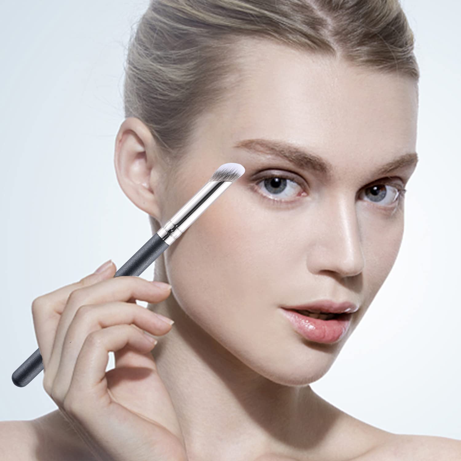Professional Concealer Brush for Under Eye & Face Makeup - Flat Top Angled Blending Brush for Liquid, Cream & Powder Cosmetics (272/370S) | Perfect for Contouring, Buffing & Seamless Eyeshadow Application