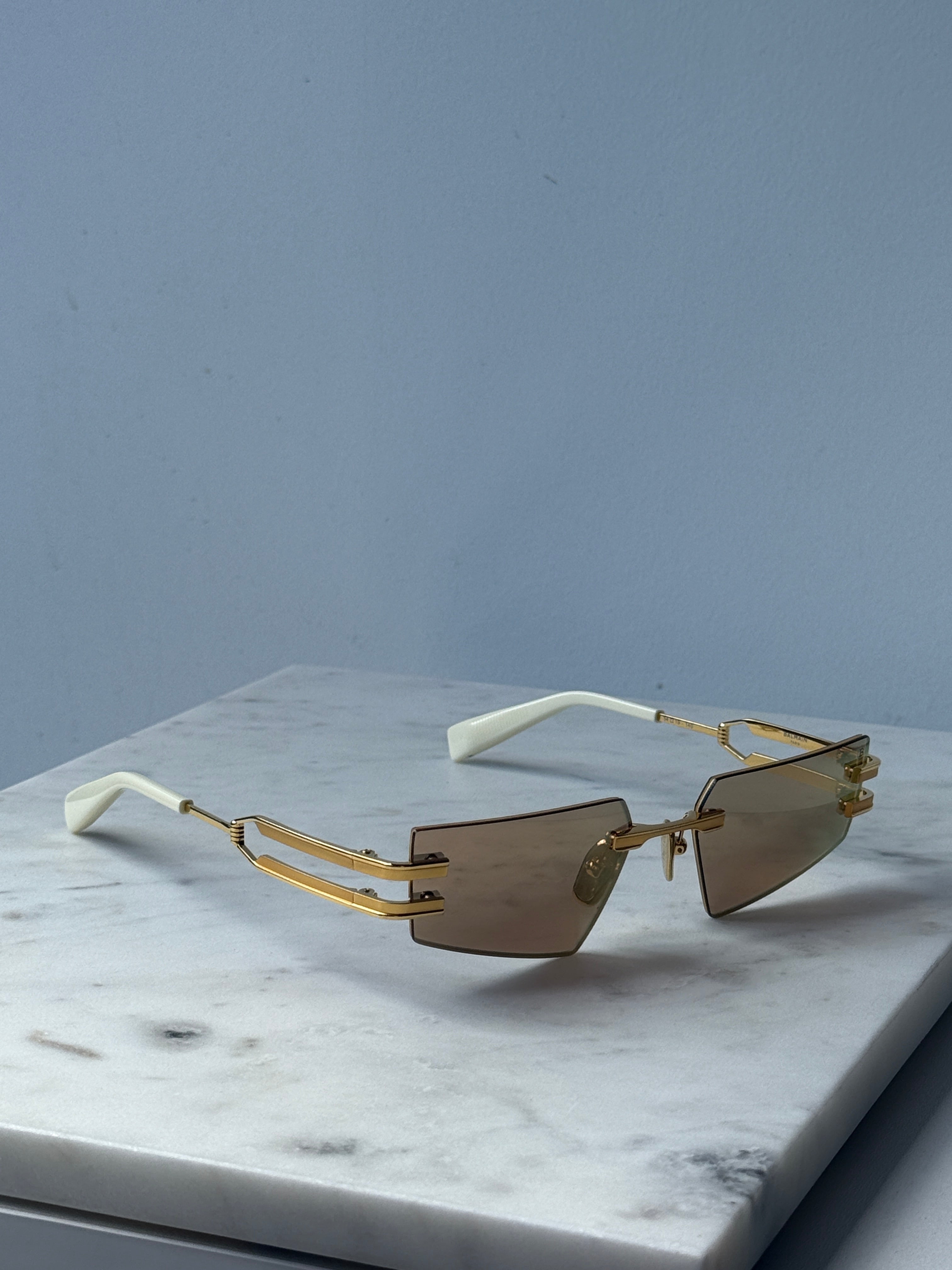 Balmain Fixe Rimless Mirror Gold Sunglasses - Luxury Designer Shades for Women & Men | UV Protection, Fashion Statement for Beach, Driving & Outdoor Activities