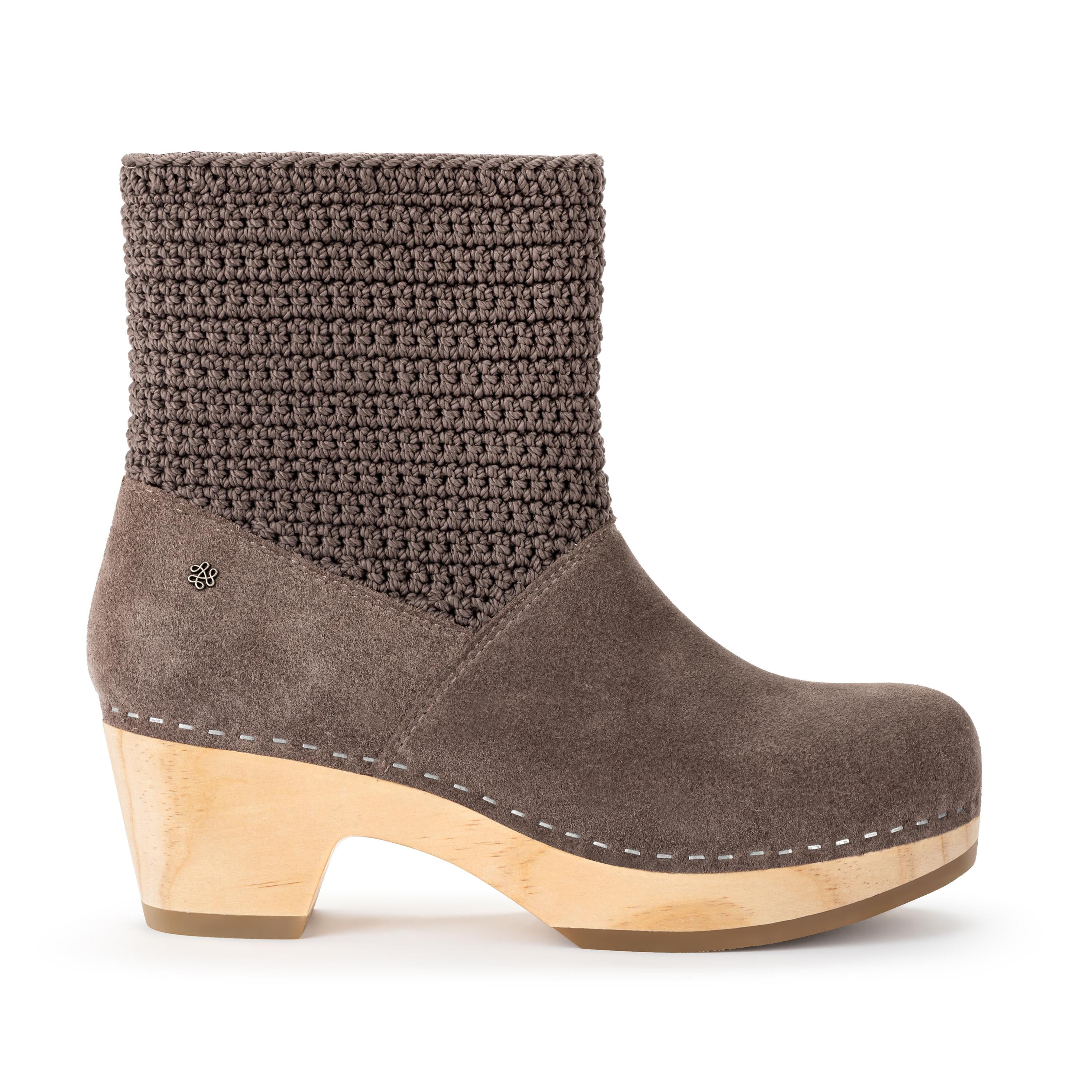 Paloma Clog Boots for Women - Comfortable Slip-Resistant Winter Shoes | Perfect for Outdoor, Hiking & Casual Wear