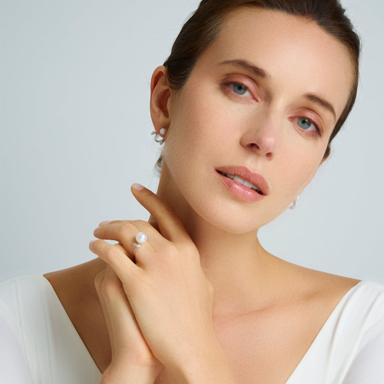 18K Gold Diamond Hanadama Akoya Pearl Ring for Women - KR00126 | LOVE Collection - Perfect for Engagement, Anniversary & Special Occasion Gifts