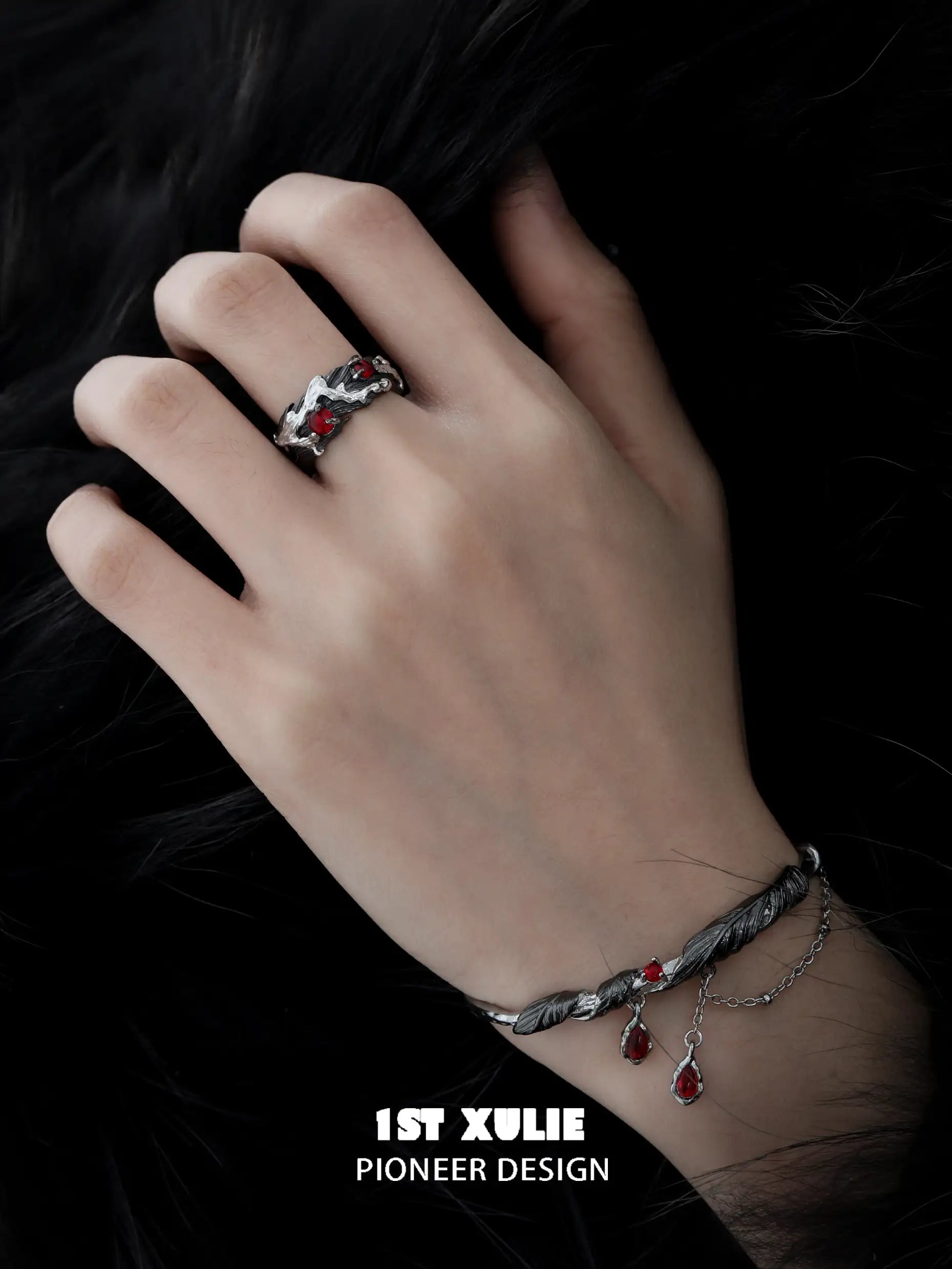 Lucifer Red Crystal 925 Sterling Silver 18K Black Gold Feather Ring™ for Women - Elegant Gothic Jewelry for Parties, Weddings & Special Occasions