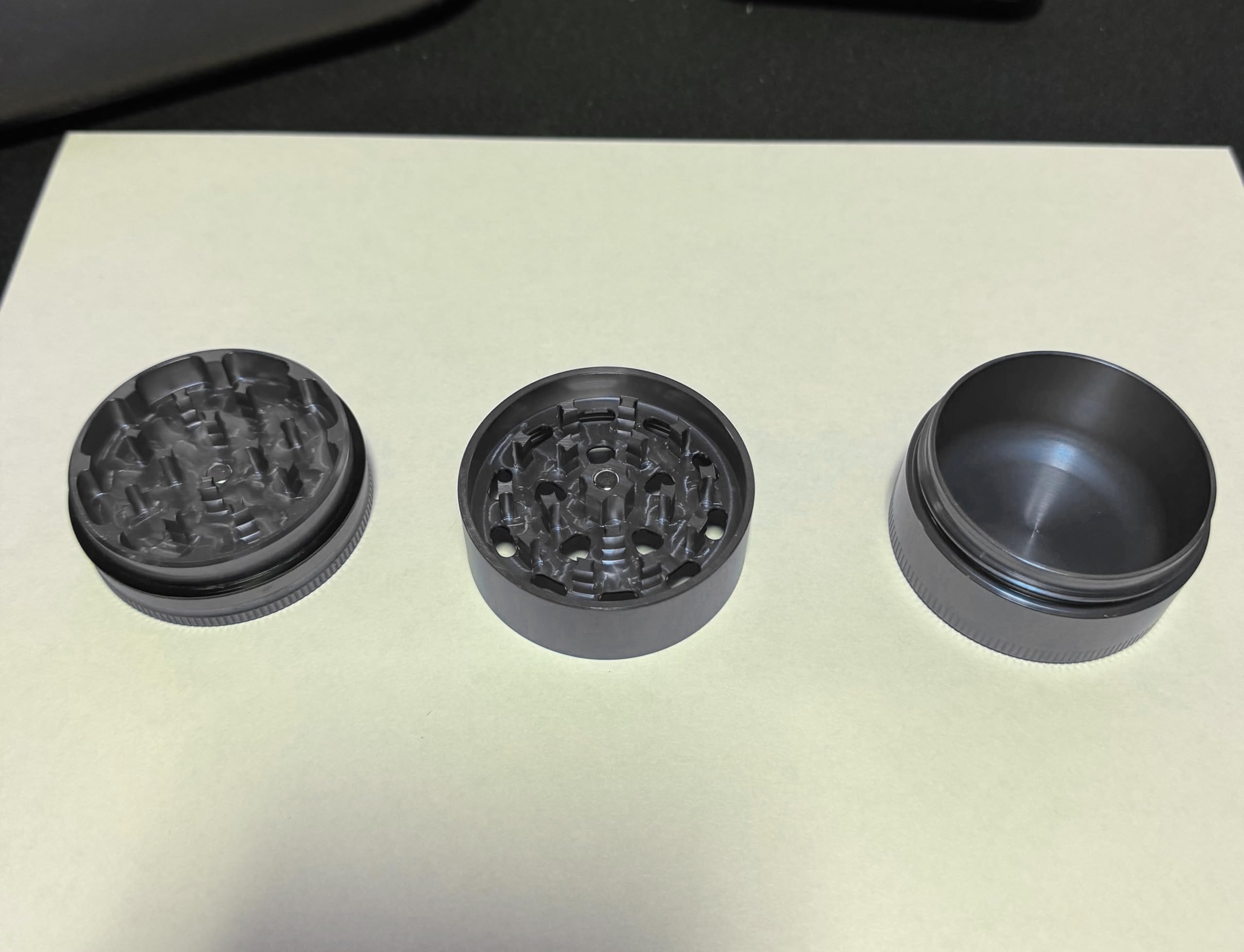 Premium Santa Cruz Shredder 3-Piece Medium Spice Grinder (2 1/8