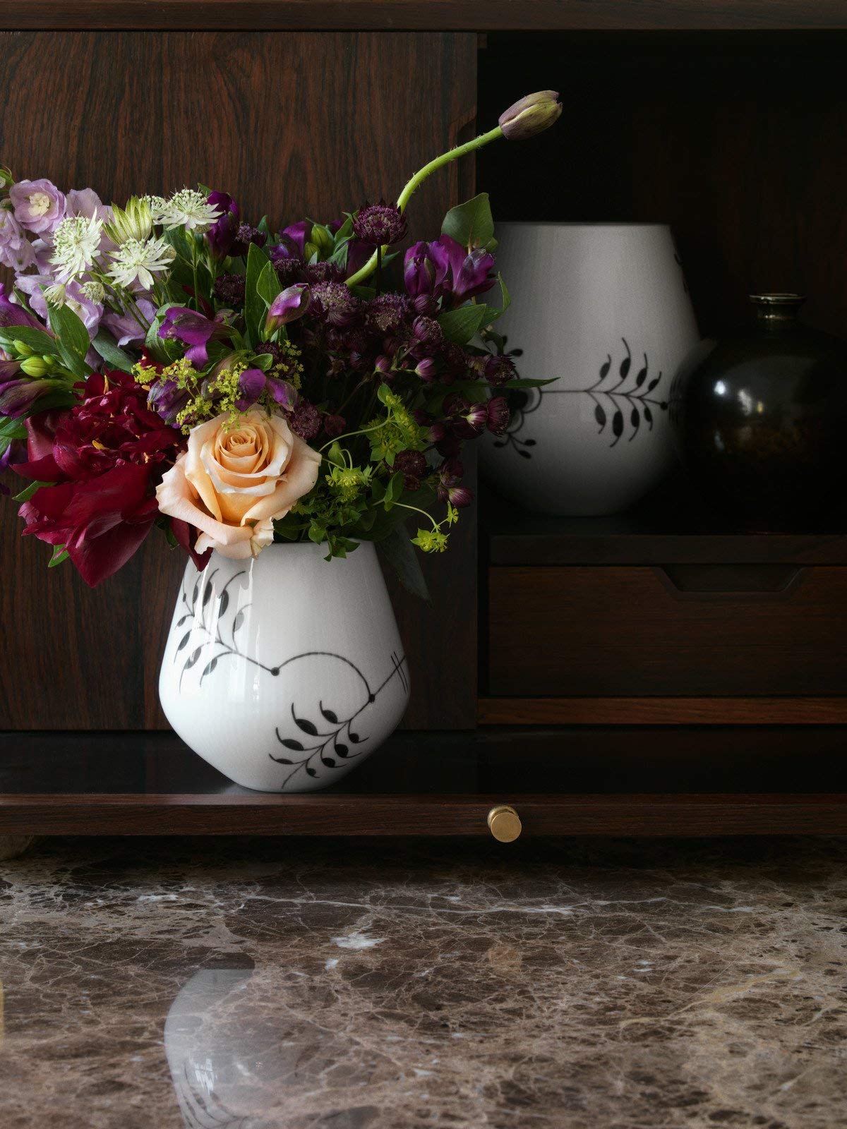 Royal Copenhagen Black Fluted Mega 6