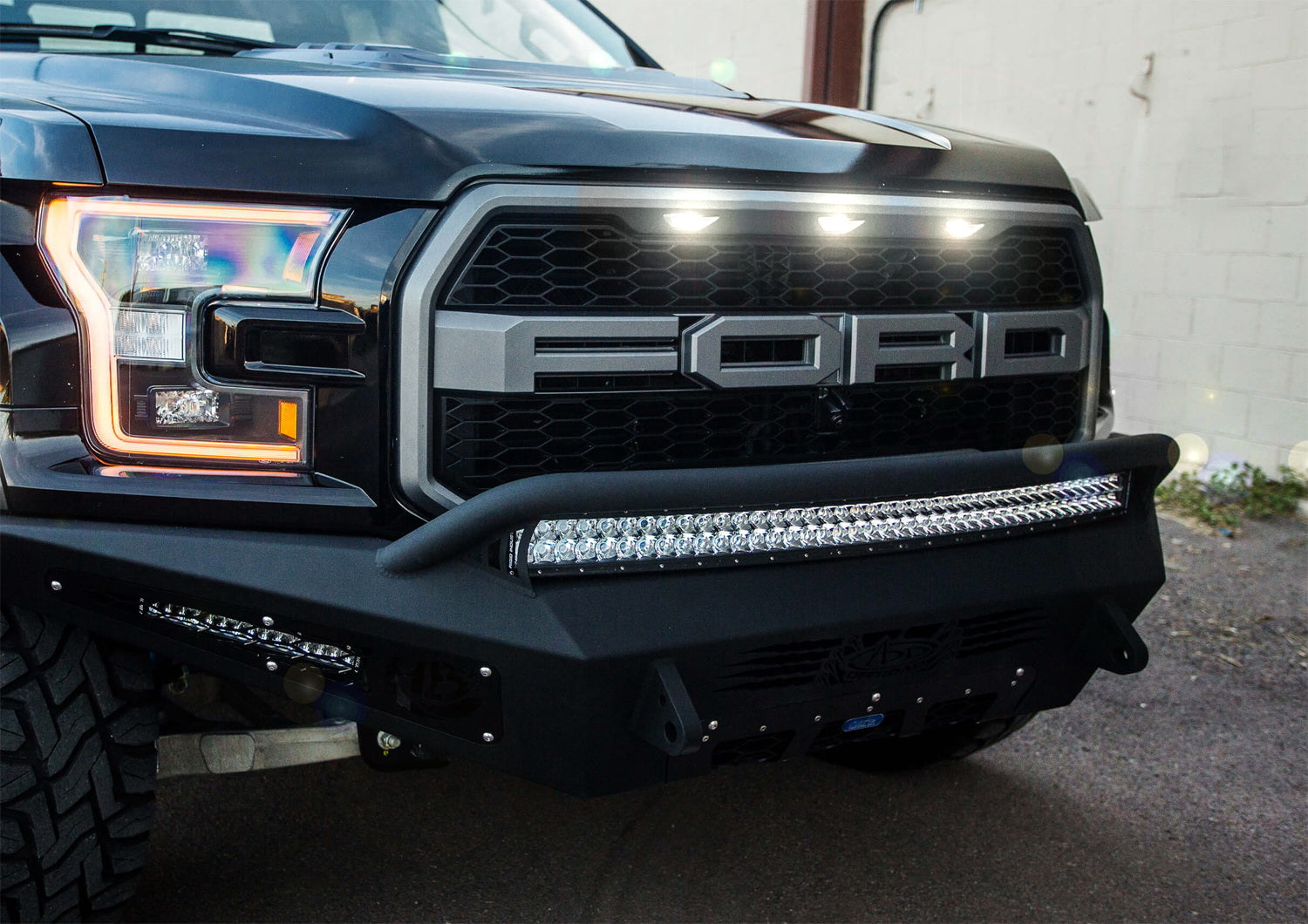 3pcs Smoked 12 SMD Xenon White LED Front Grille Running Lights for Ford Raptor - Durable Off-Road Lighting for Trucks & SUVs, Perfect for Night Driving & Adventure