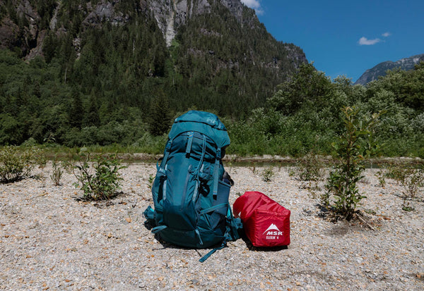 MSR Elixir 4-Person Backpacking Tent - Lightweight 4-Season Camping Tent for Hiking, Mountaineering & Outdoor Adventures